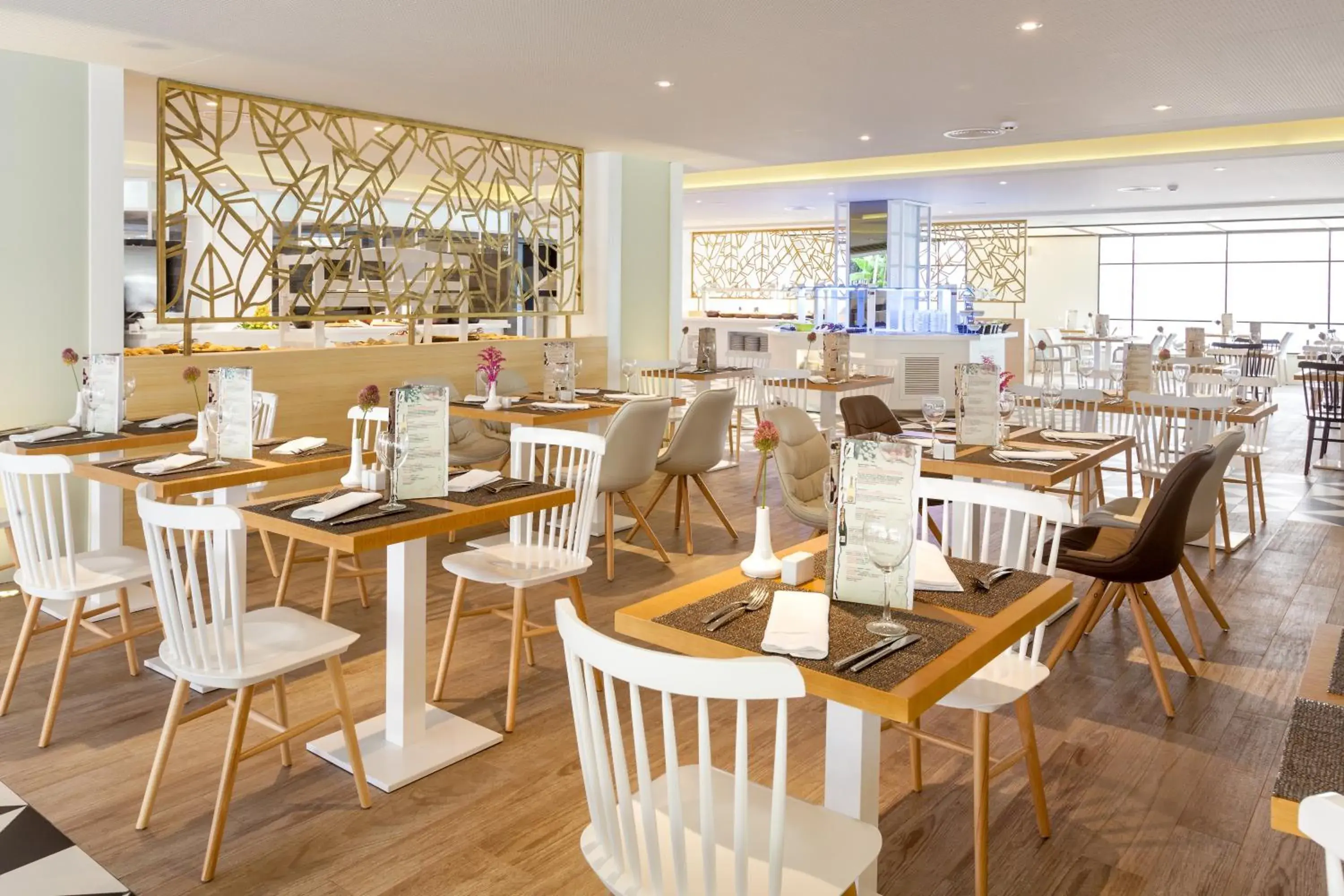 Restaurant/places to eat in Tigotan Lovers & Friends Playa de las Americas - Adults Only (+18) Restaurant/places to eat in Tigotan Lovers & Friends Playa de las Americas - Adults Only (+18)