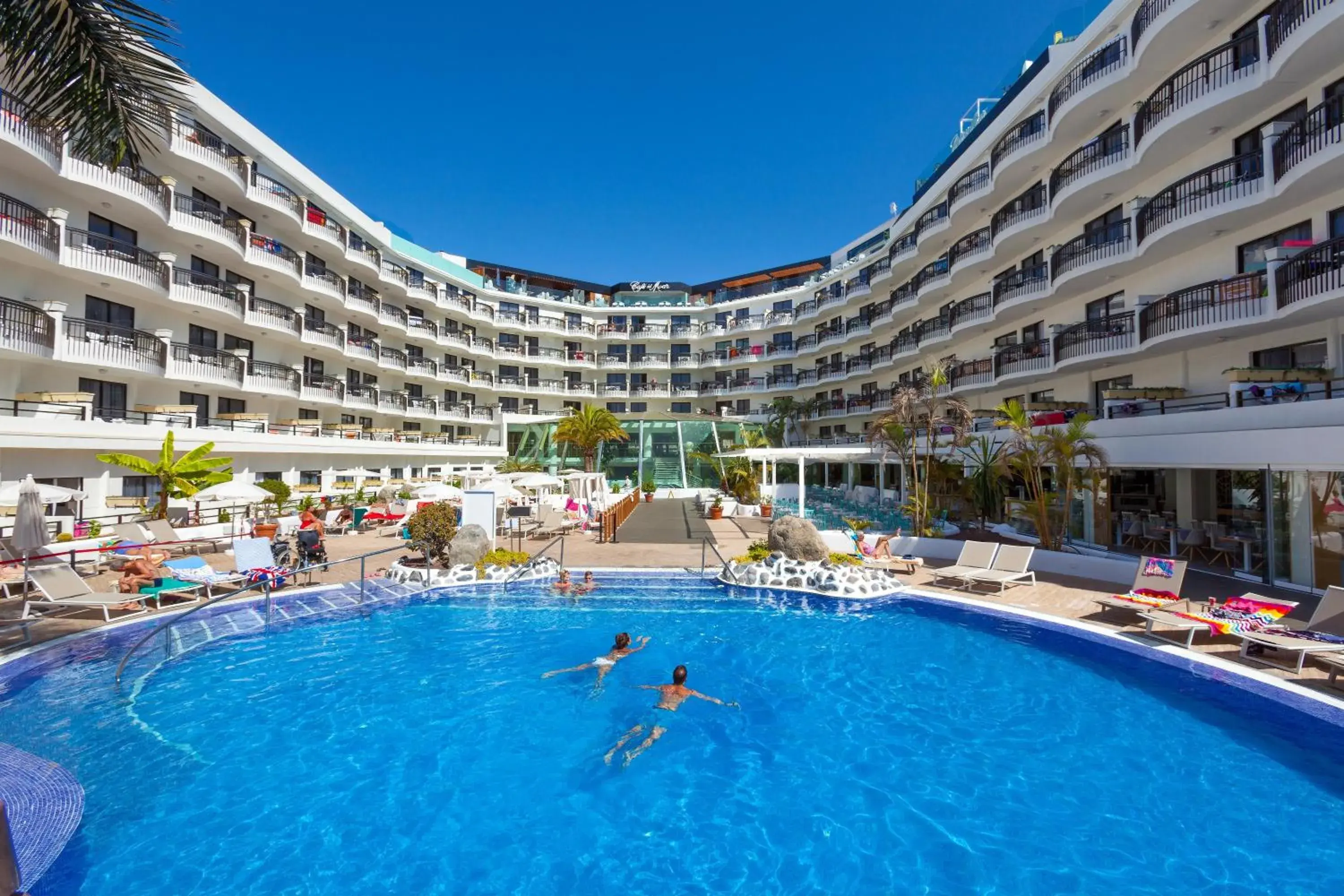 Swimming pool in Tigotan Lovers & Friends Playa de las Americas - Adults Only (+18) Swimming pool in Tigotan Lovers & Friends Playa de las Americas - Adults Only (+18)