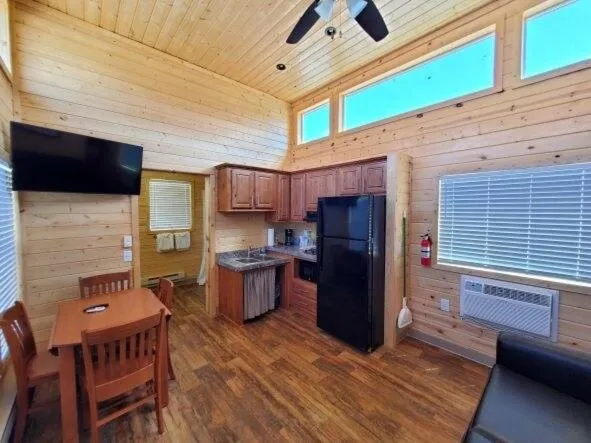 Kitchen or kitchenette in Sun Outdoors Arches Gateway