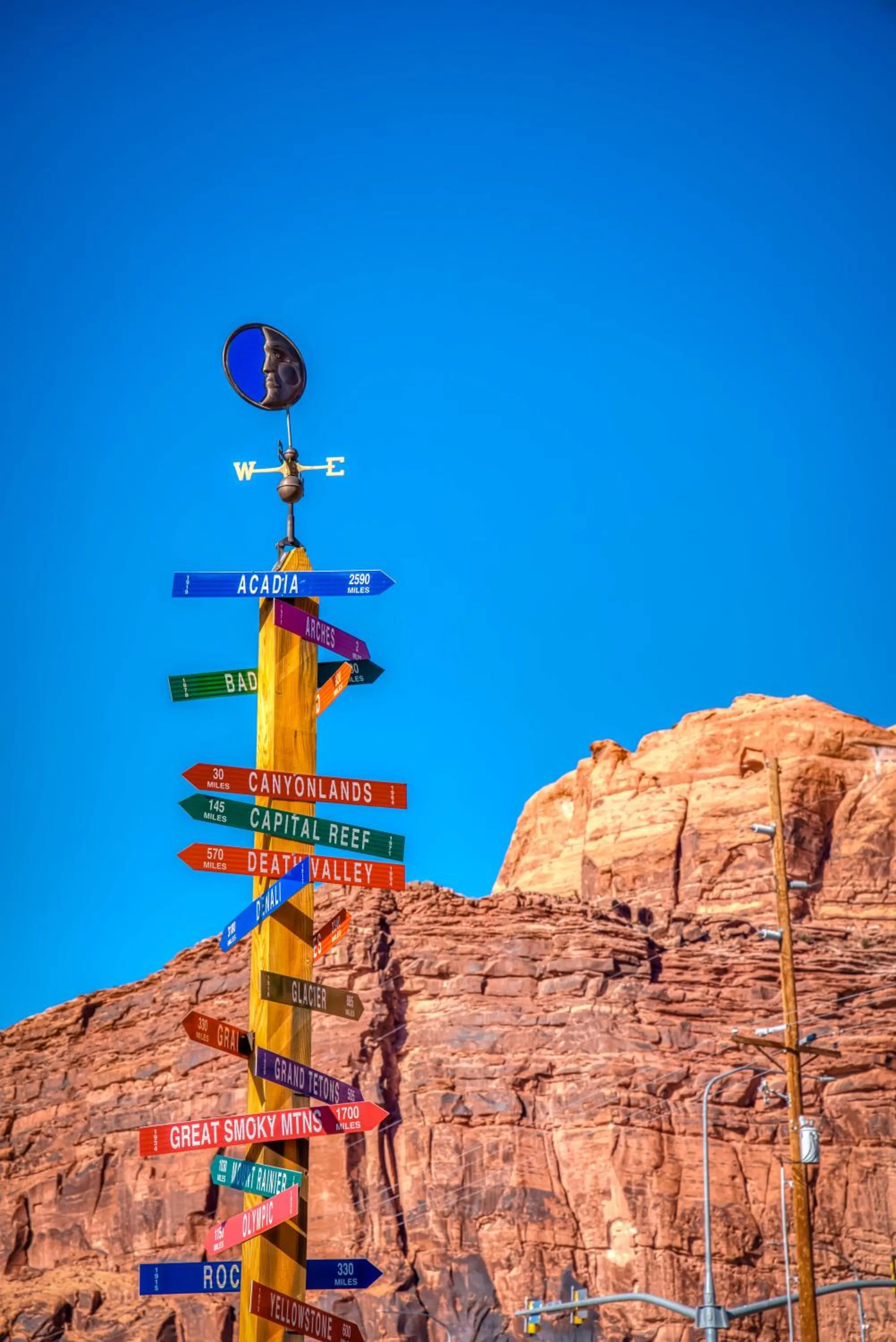 Property logo or sign in Sun Outdoors Arches Gateway