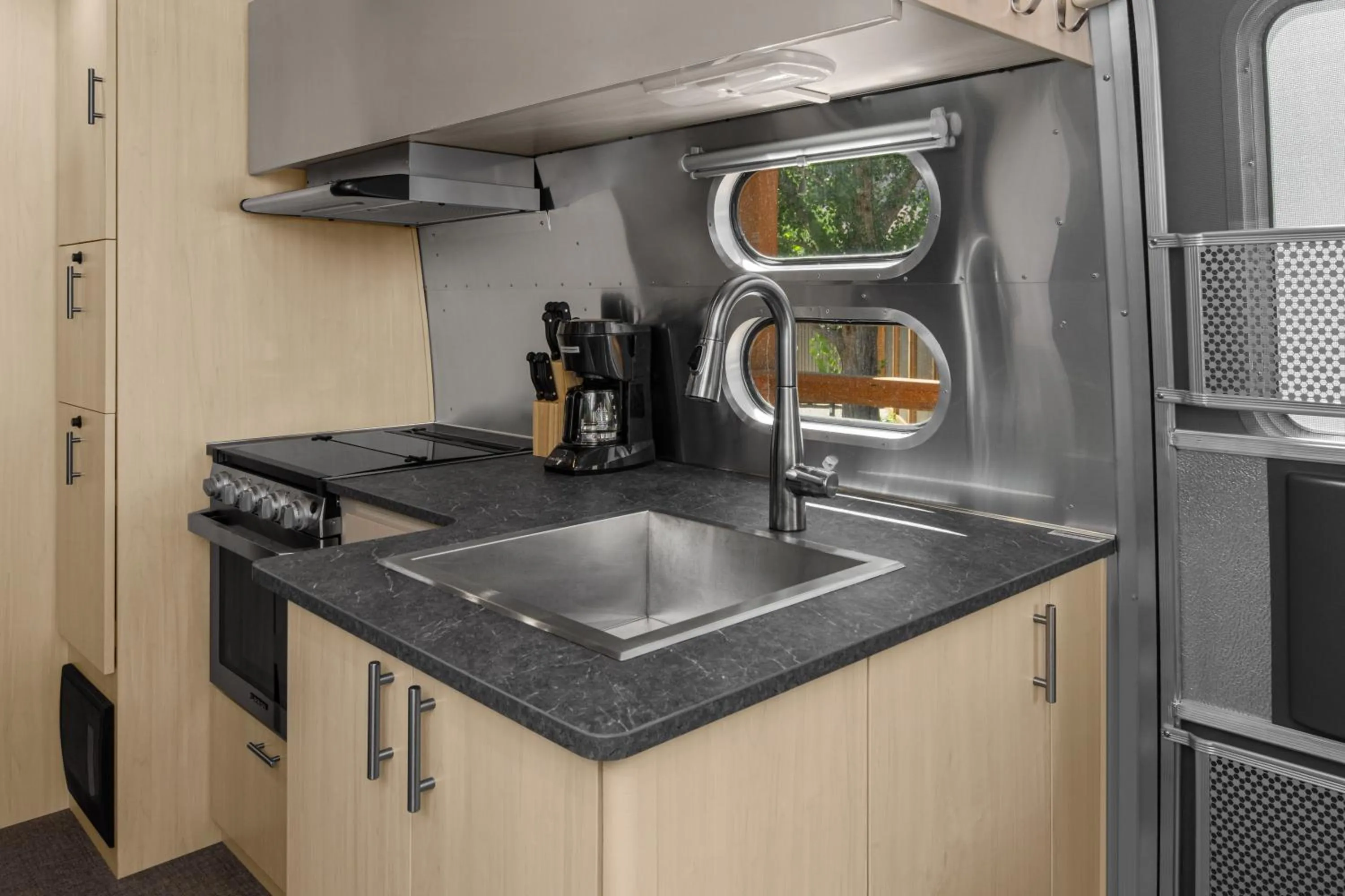 Kitchen or kitchenette in Sun Outdoors Arches Gateway