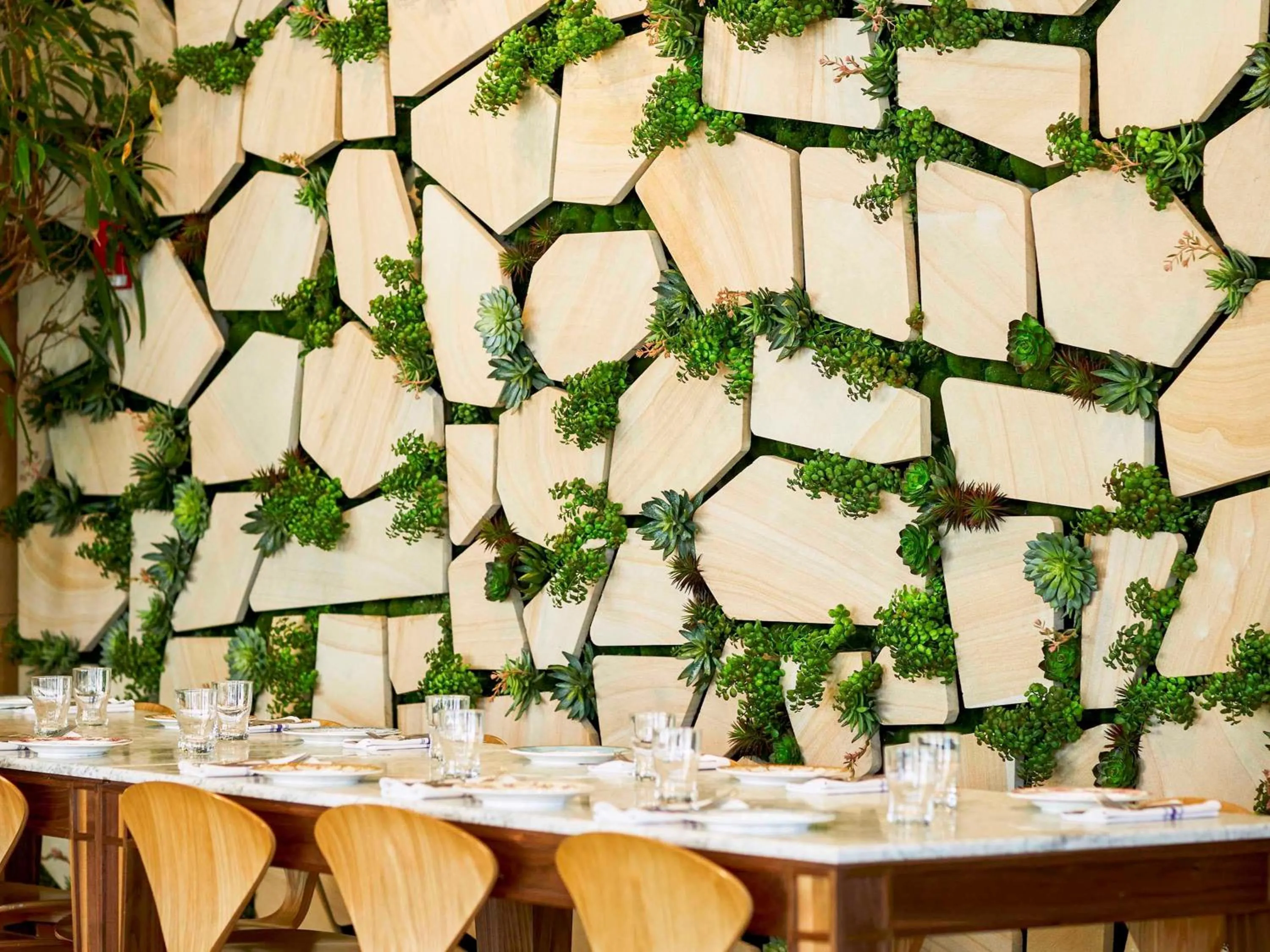 Restaurant/places to eat in SLS at Baha Mar