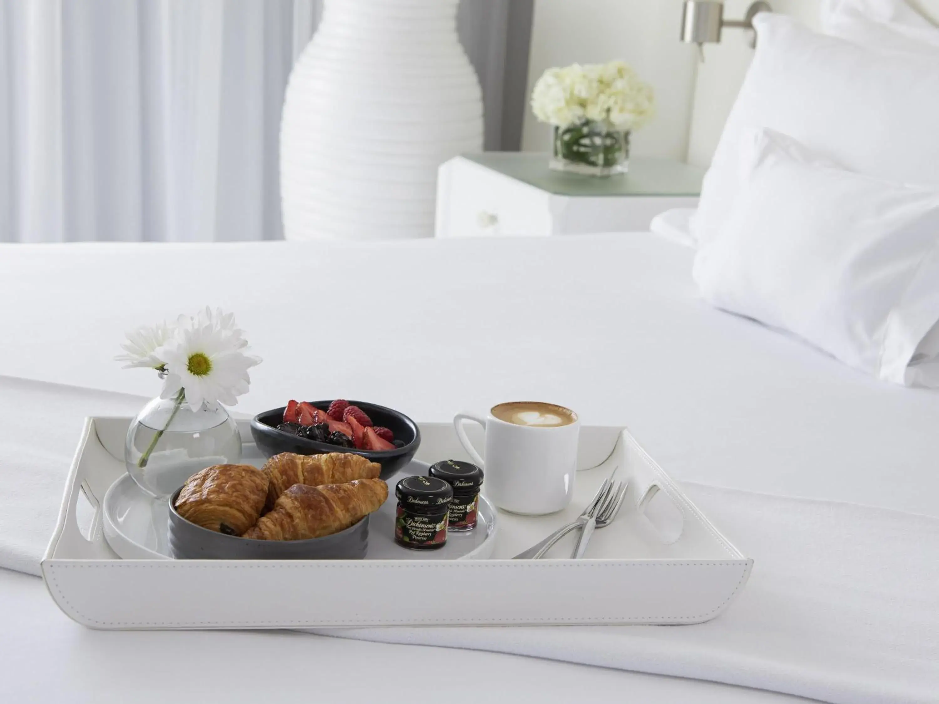 Breakfast, Bed in SLS at Baha Mar Breakfast, Bed in SLS at Baha Mar