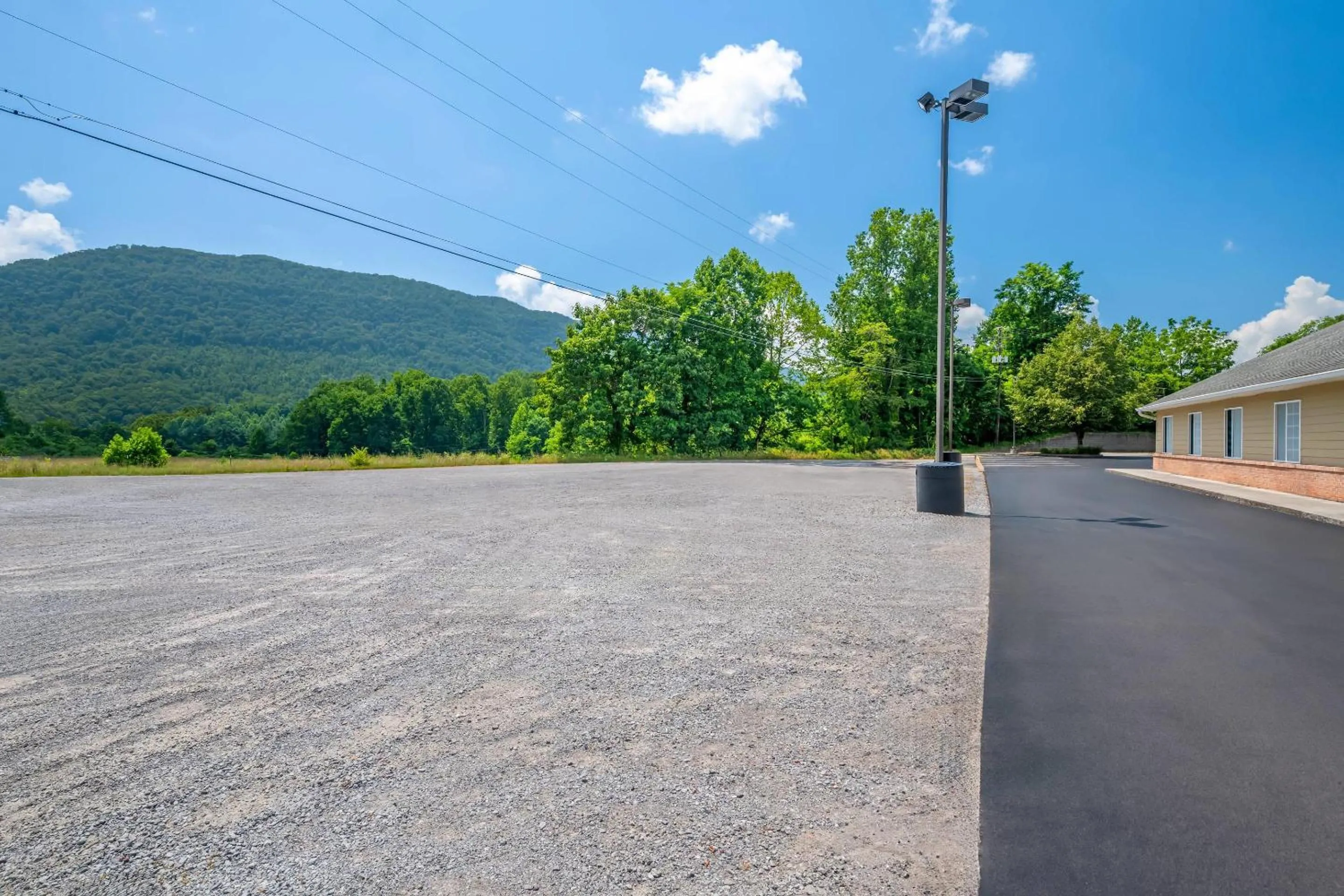 Property building in Quality Inn & Suites Big Stone Gap