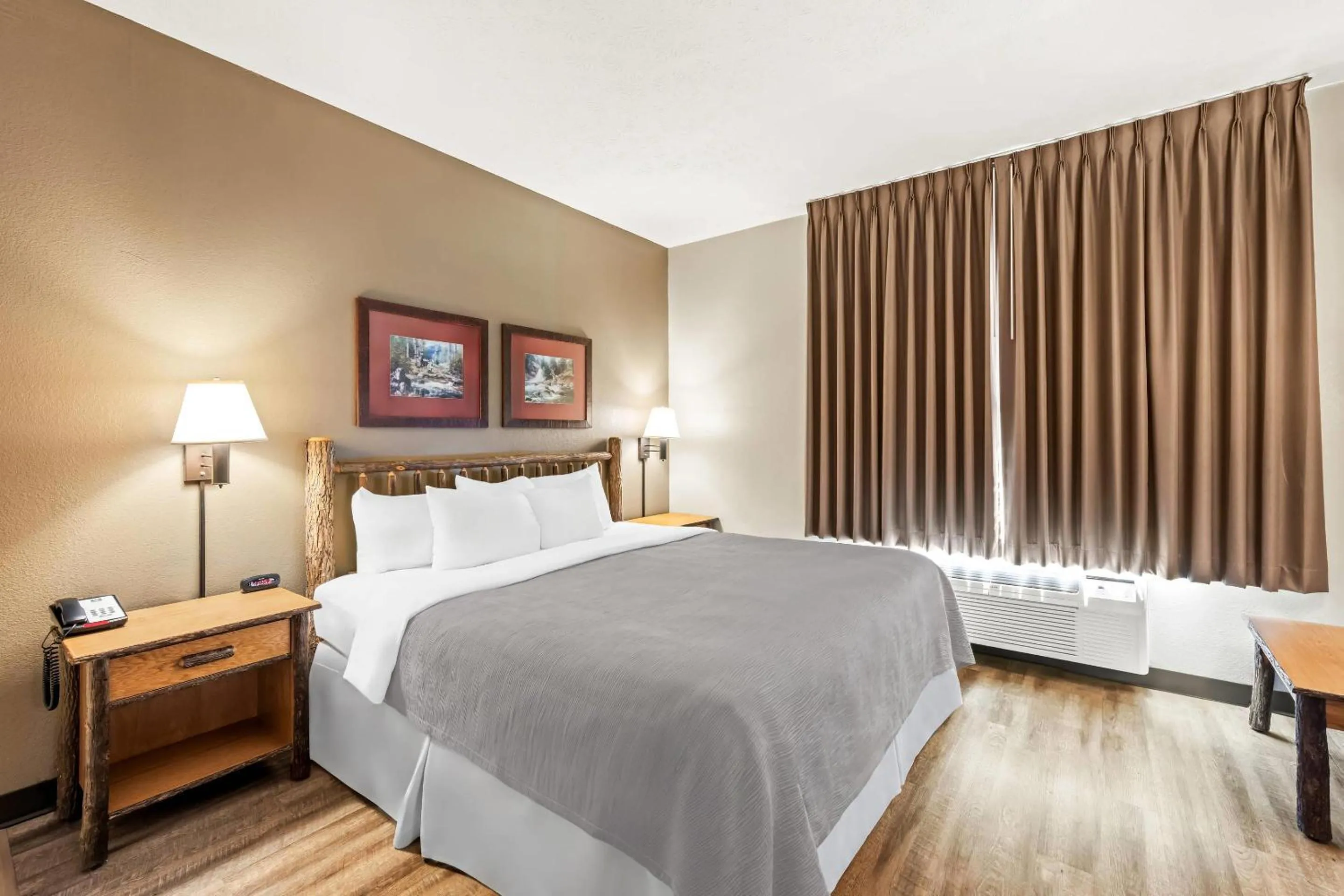 Bedroom, Bed in Quality Inn & Suites Big Stone Gap