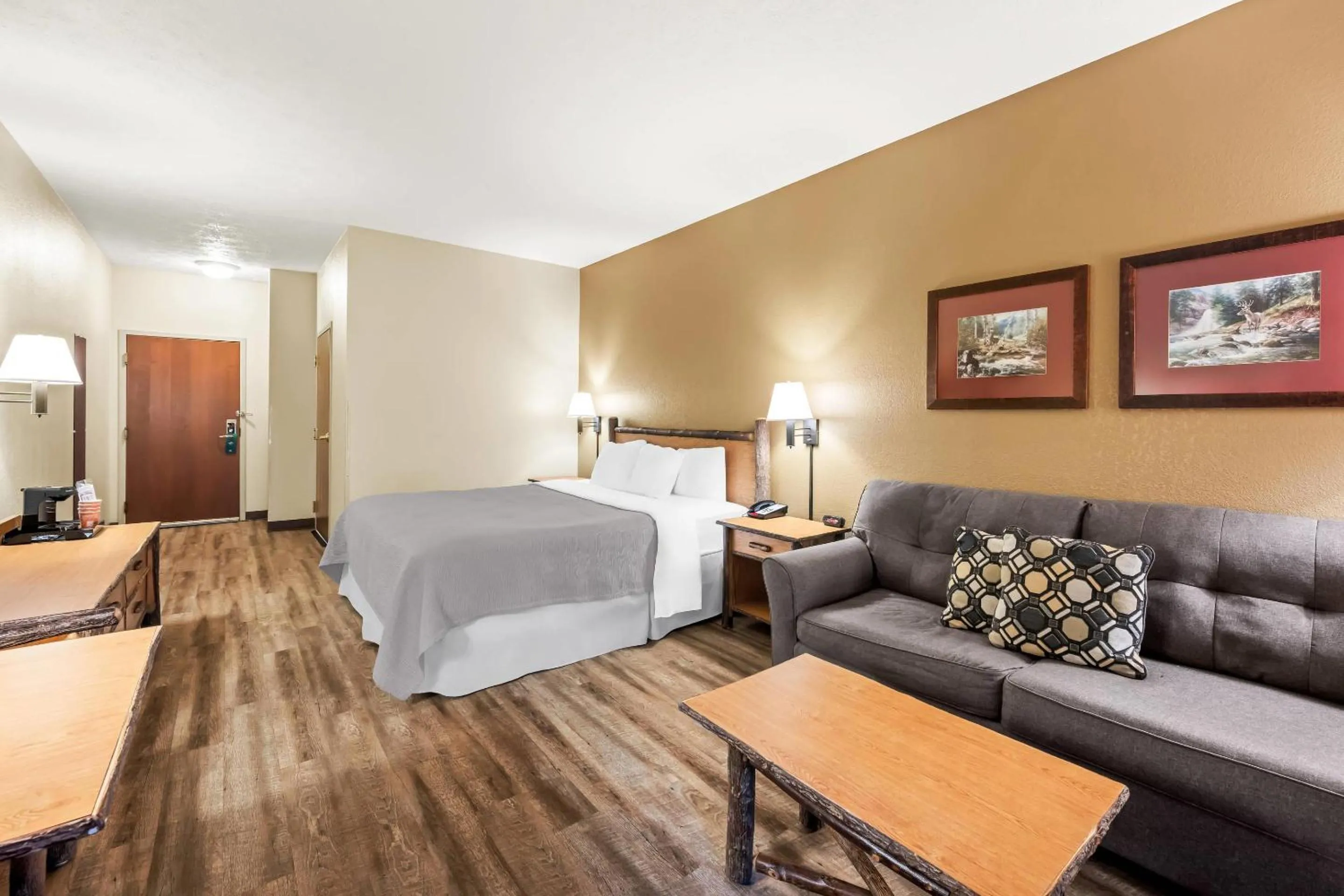 Bedroom, Bed in Quality Inn & Suites Big Stone Gap