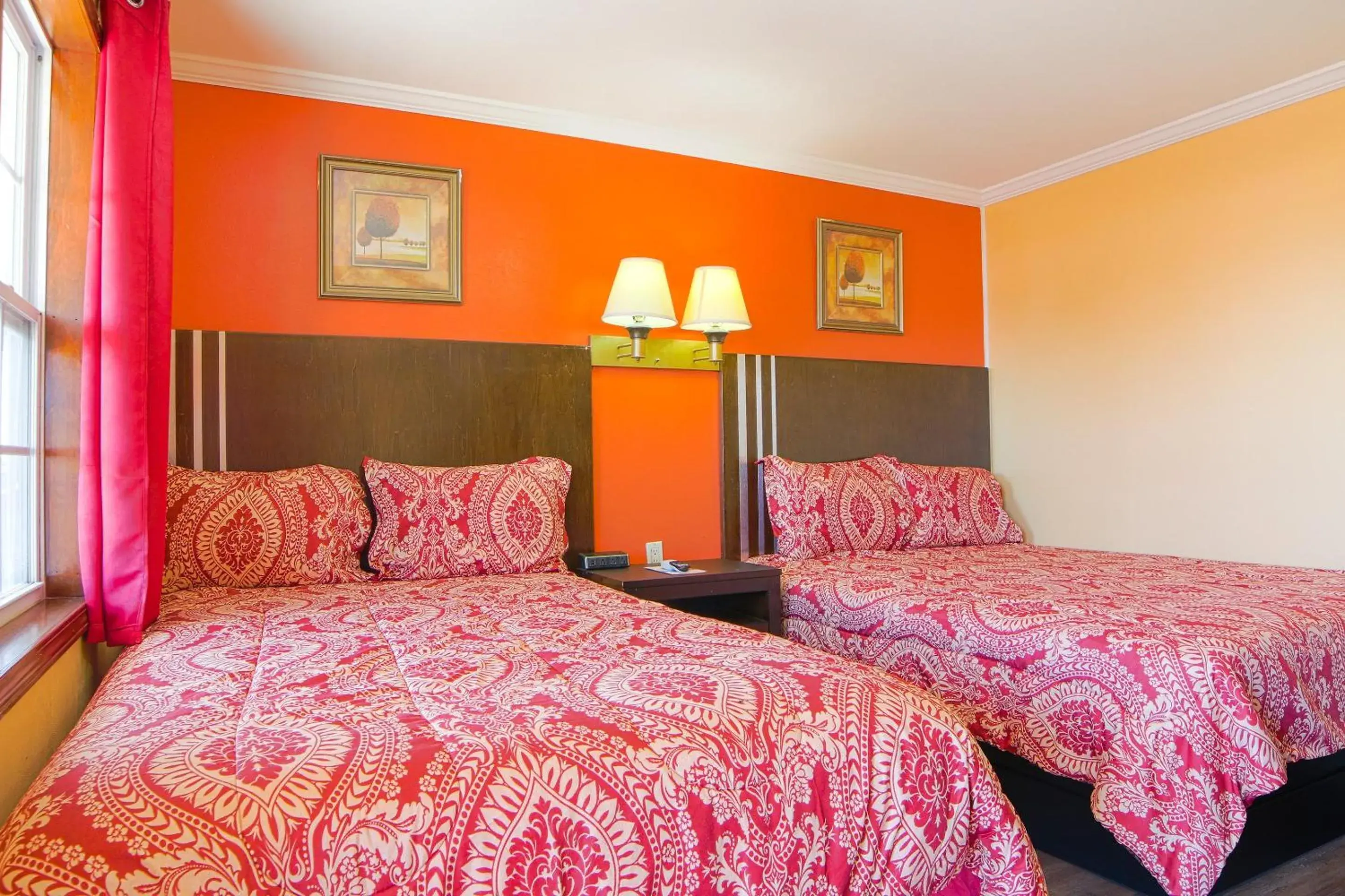 1 Queen Bed & 1 Full Bed Smoking in Economy Inn By OYO Lockport near Houma 1 Queen Bed & 1 Full Bed Smoking in Economy Inn By OYO Lockport near Houma