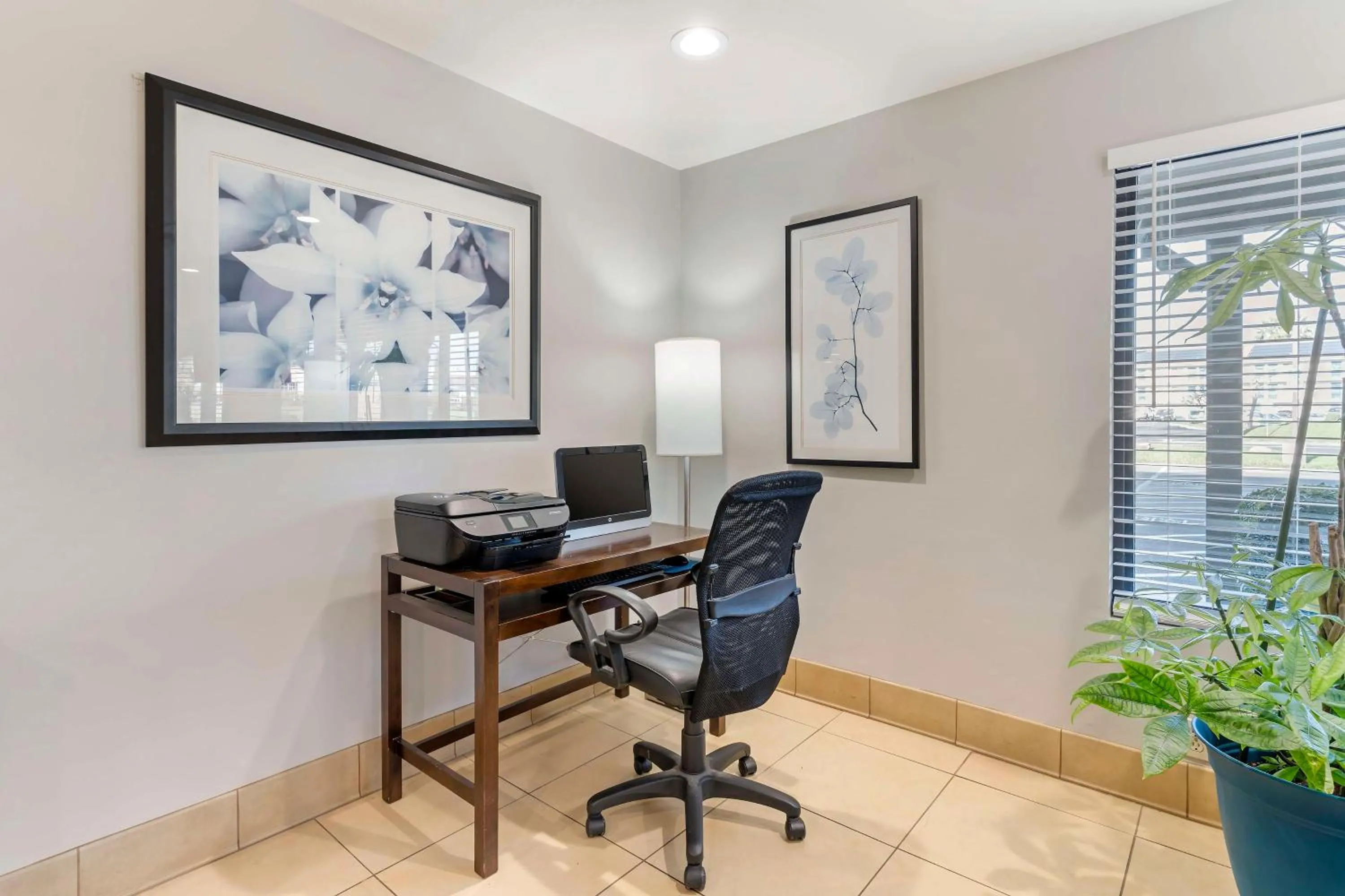 Business facilities in Best Western Cordelia Inn