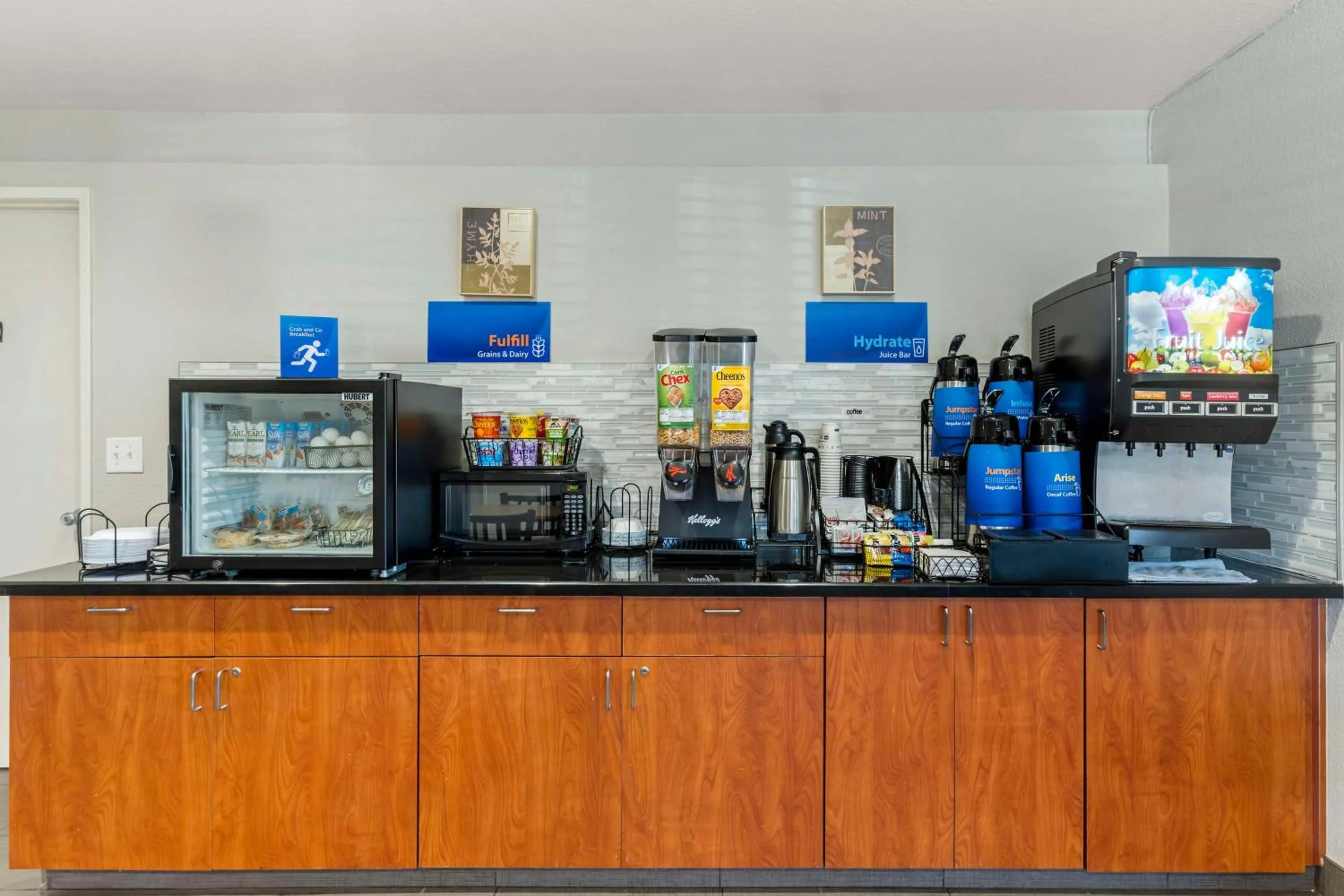 Breakfast in Best Western Cordelia Inn