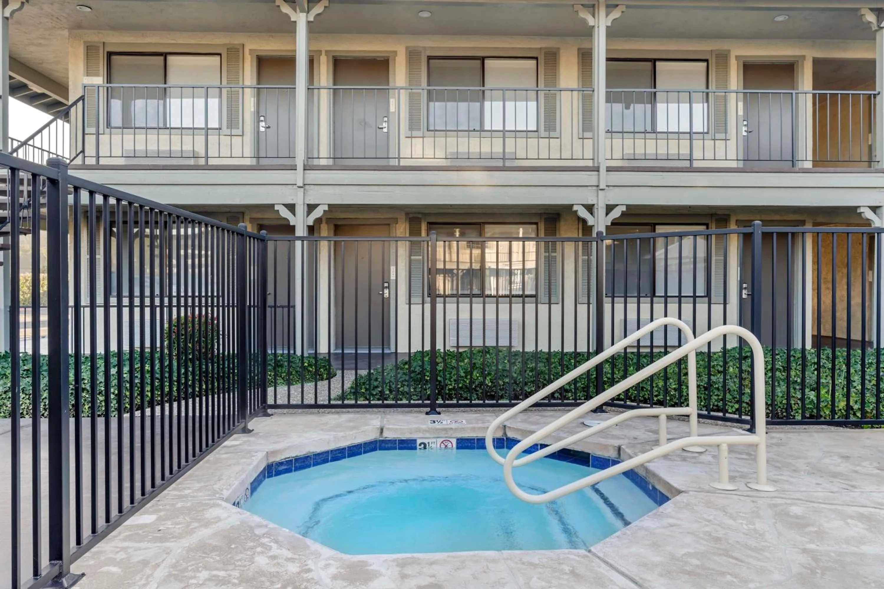 Spa and wellness centre/facilities in Best Western Cordelia Inn