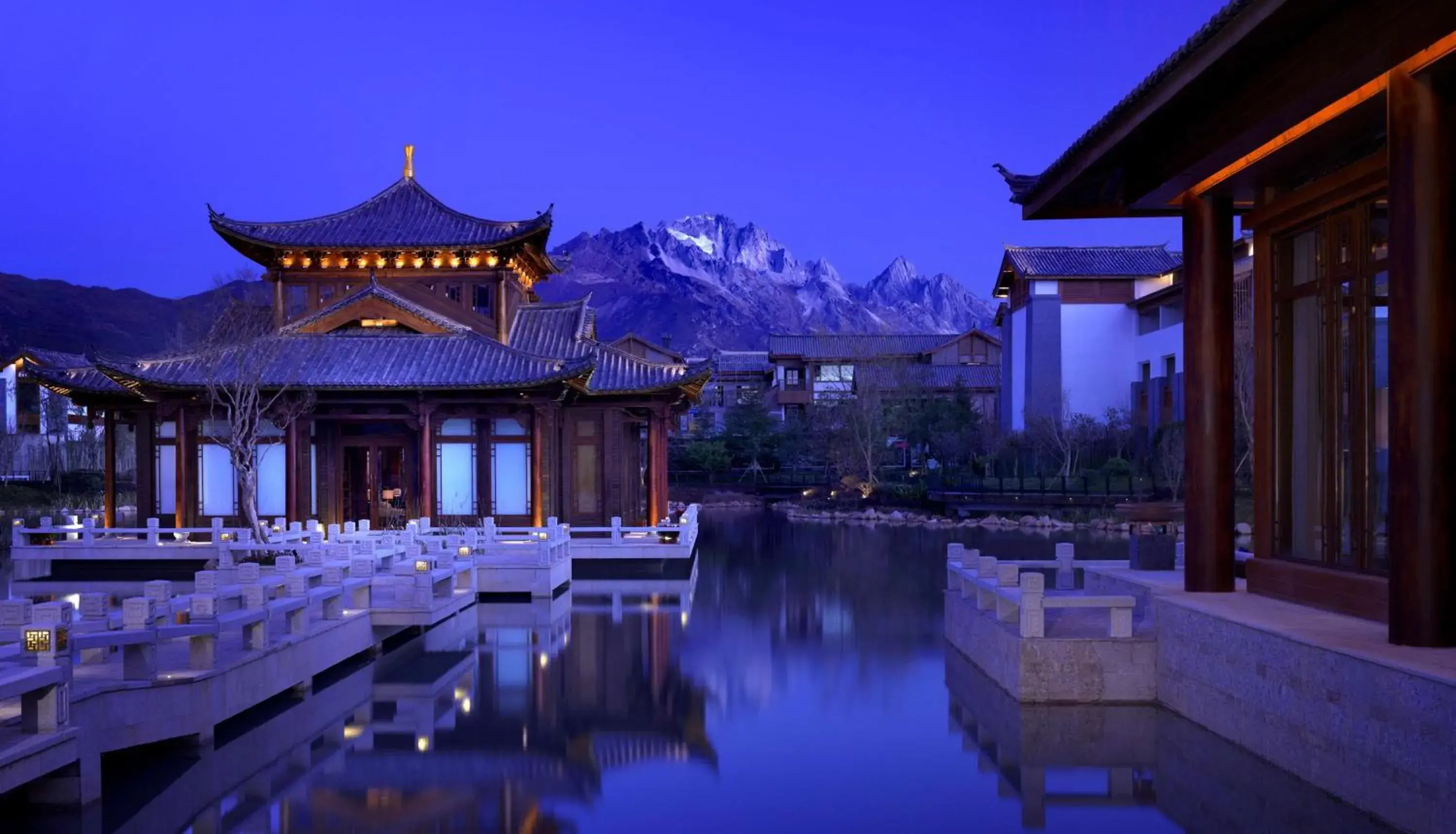 Property building in Jinmao Purelax Lijiang, The Unbound Collection By HYATT Property building in Jinmao Purelax Lijiang, The Unbound Collection By HYATT
