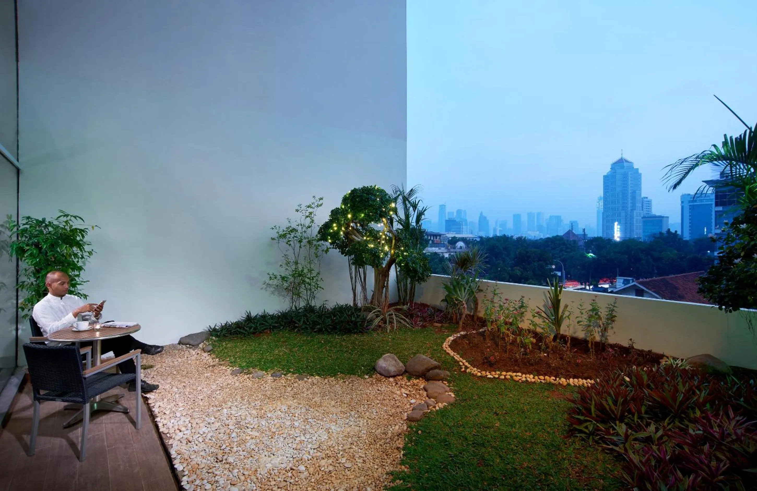 Garden in Cipta Hotel Pancoran