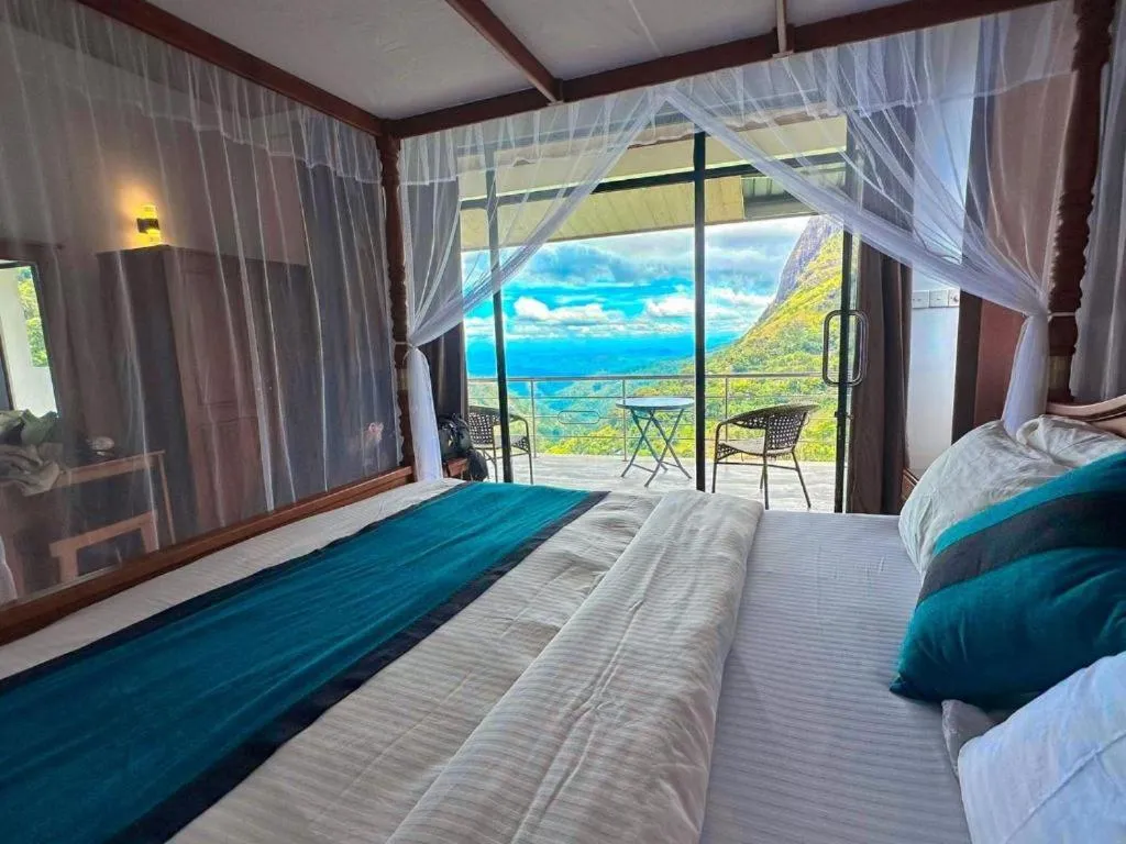 Bed in Misty Hills Ella Resort