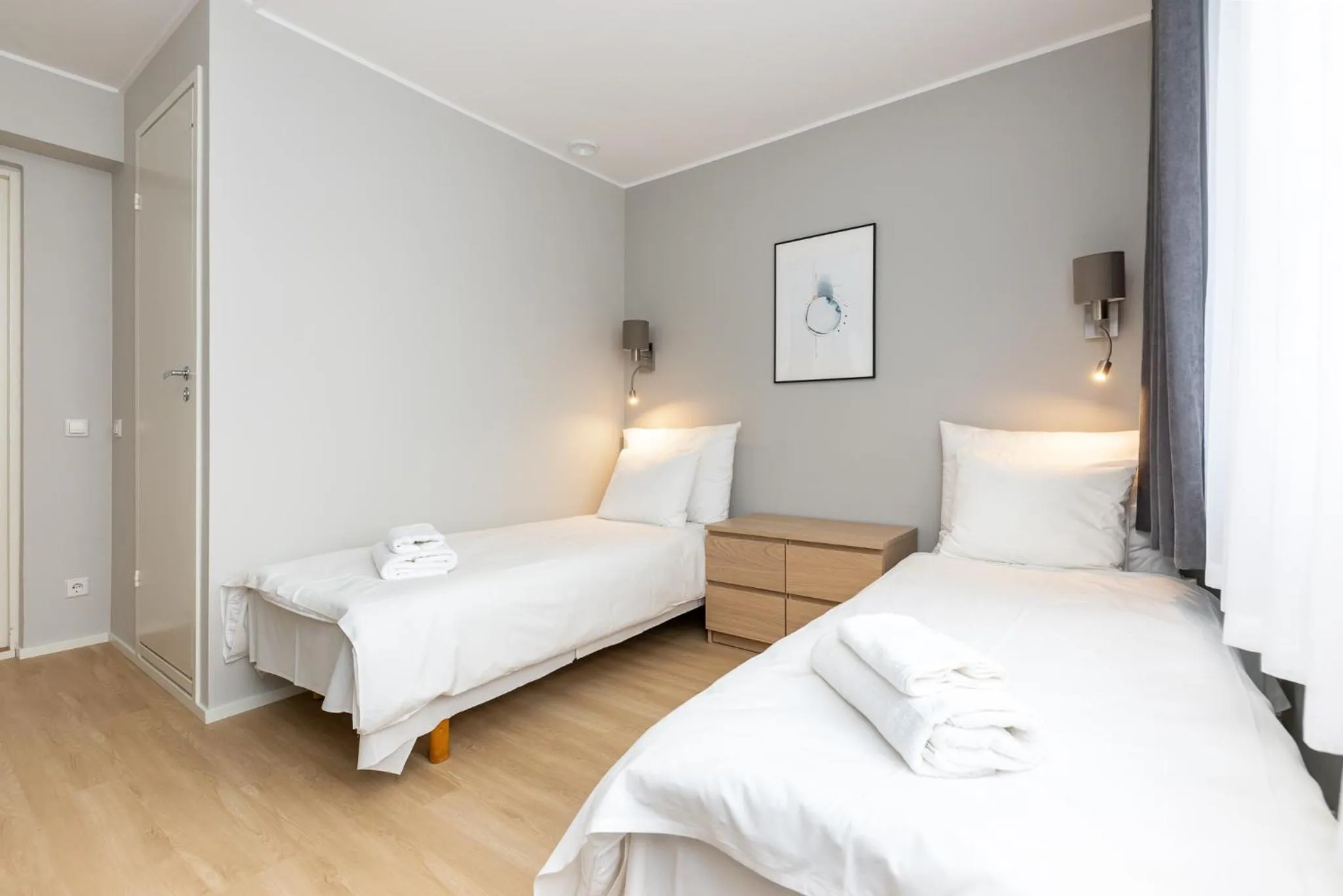 Photo of the whole room, Bed in Reldor Motell