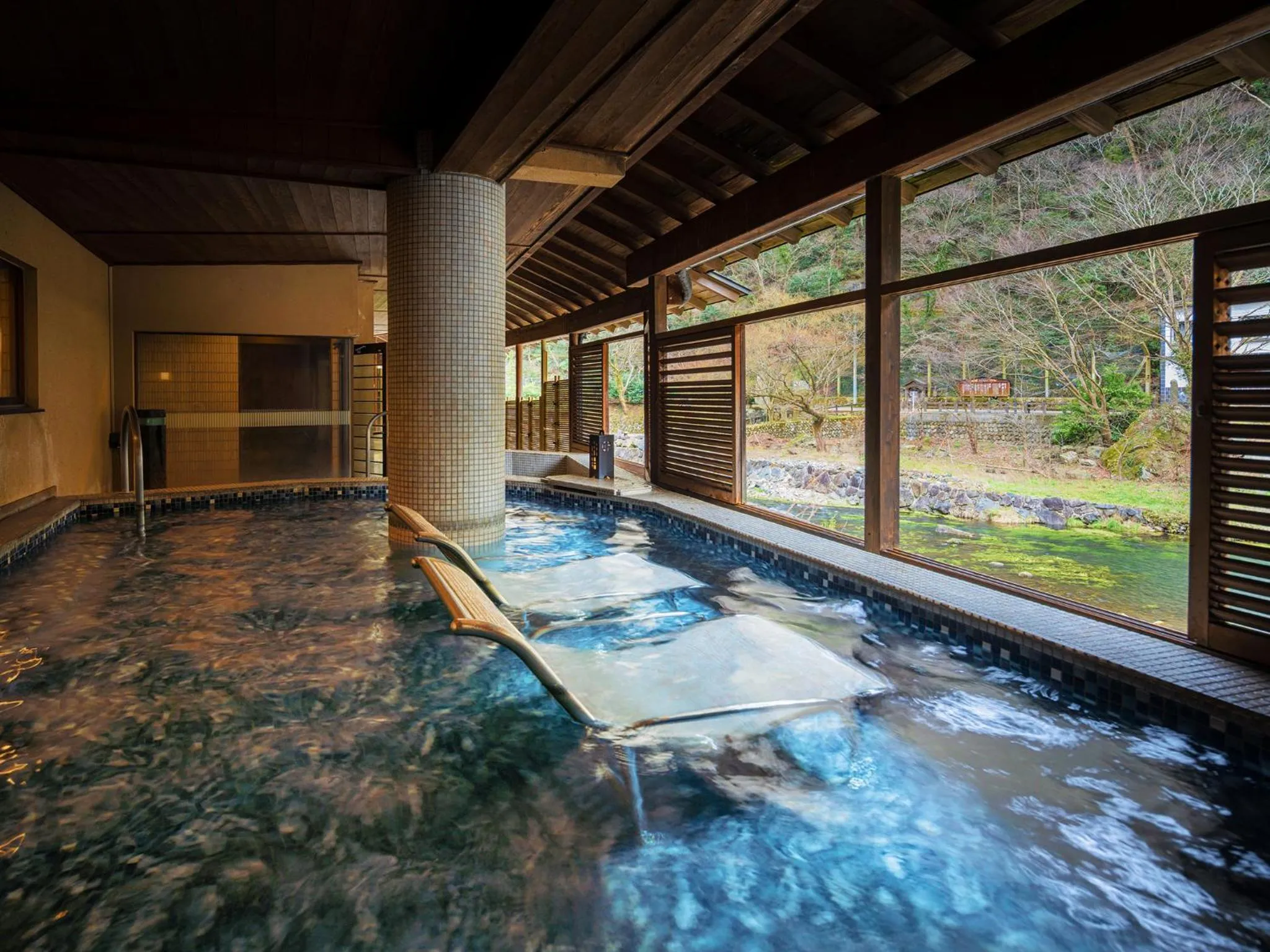Hot Spring Bath in Hakkei