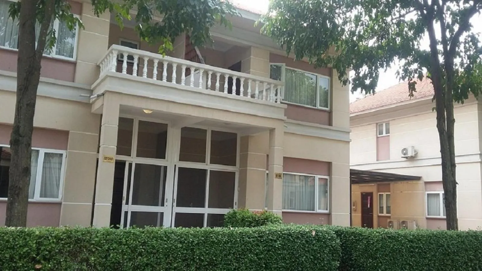 Garden view in Vietnam Golf - Lake View Villas