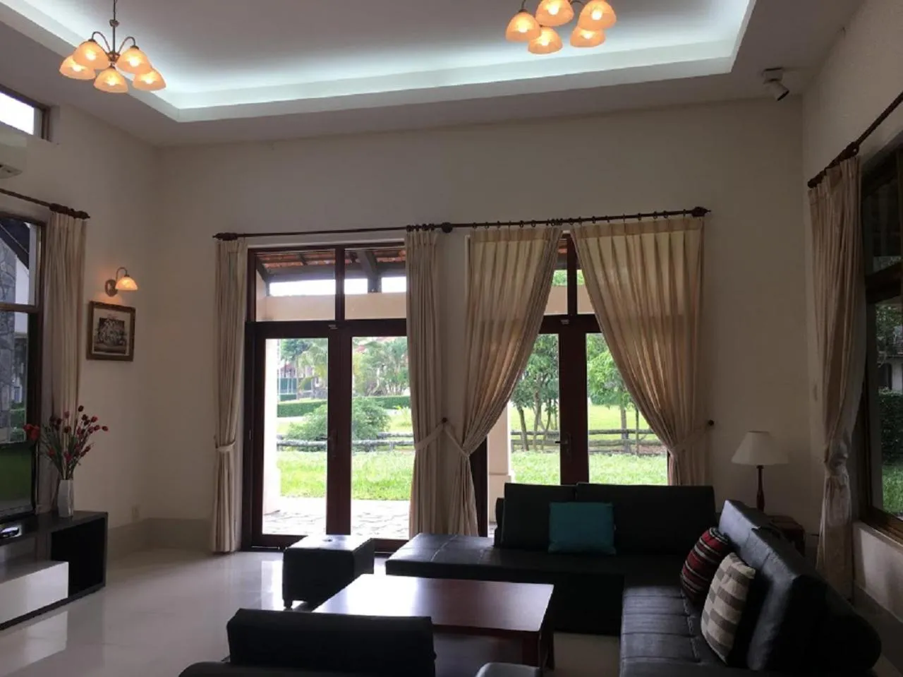 Living room in Vietnam Golf - Lake View Villas