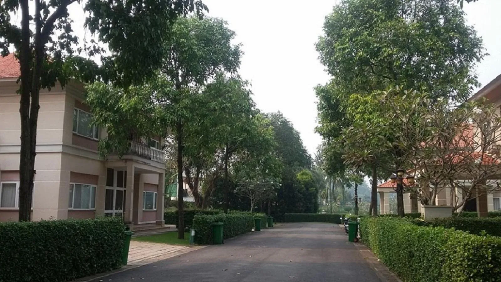 Garden view in Vietnam Golf - Lake View Villas