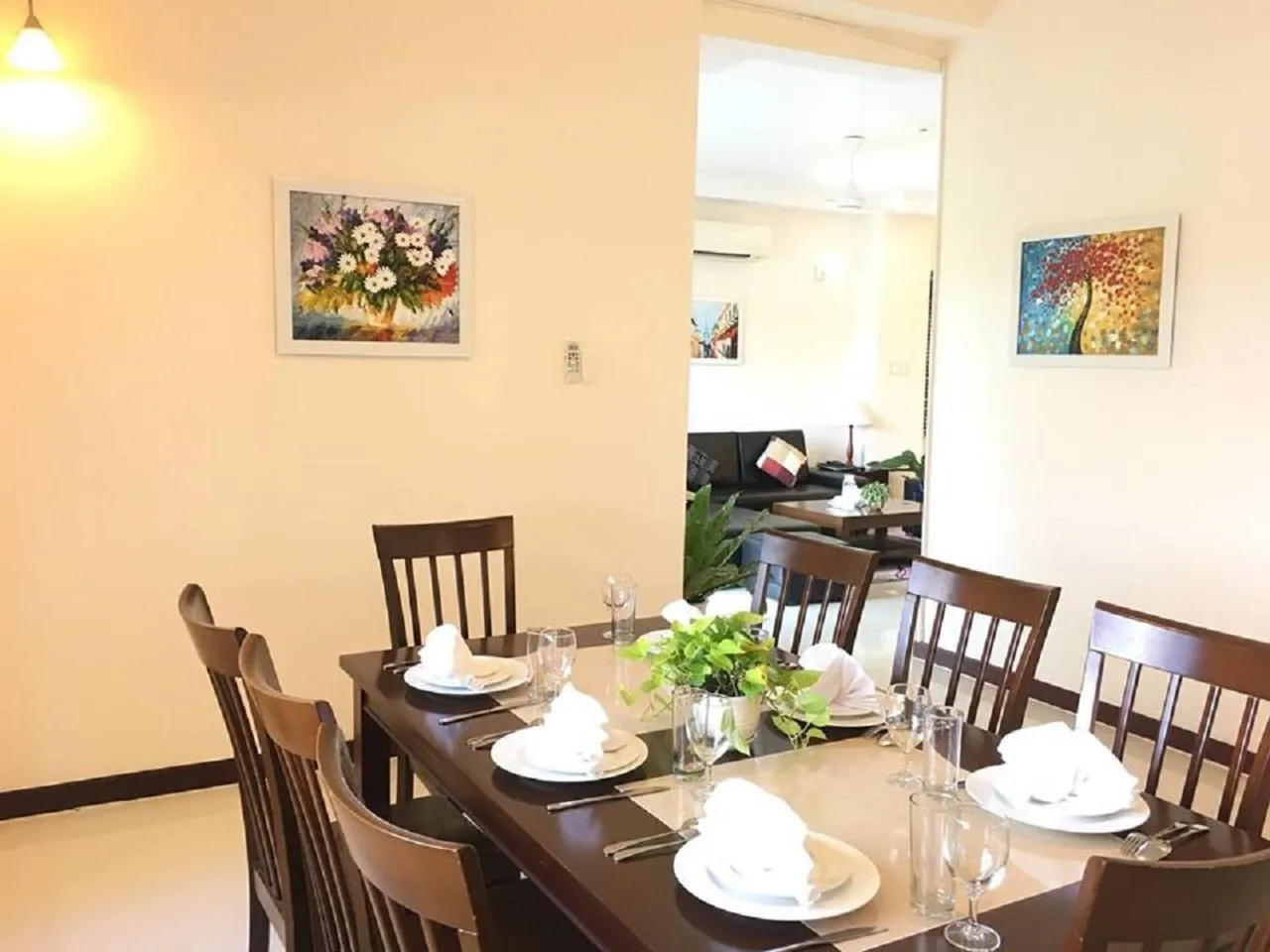 Dining area in Vietnam Golf - Lake View Villas