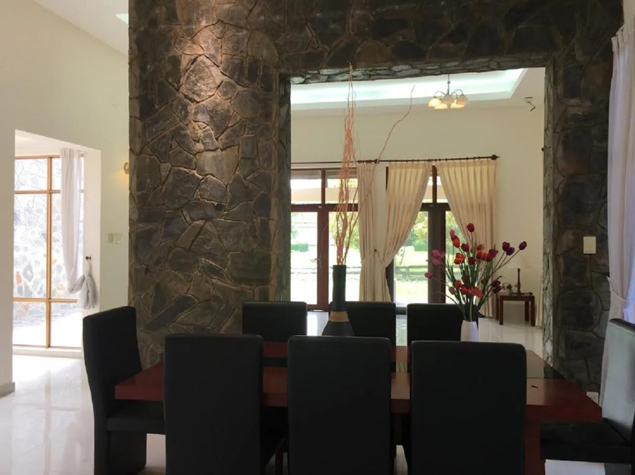 Dining area in Vietnam Golf - Lake View Villas