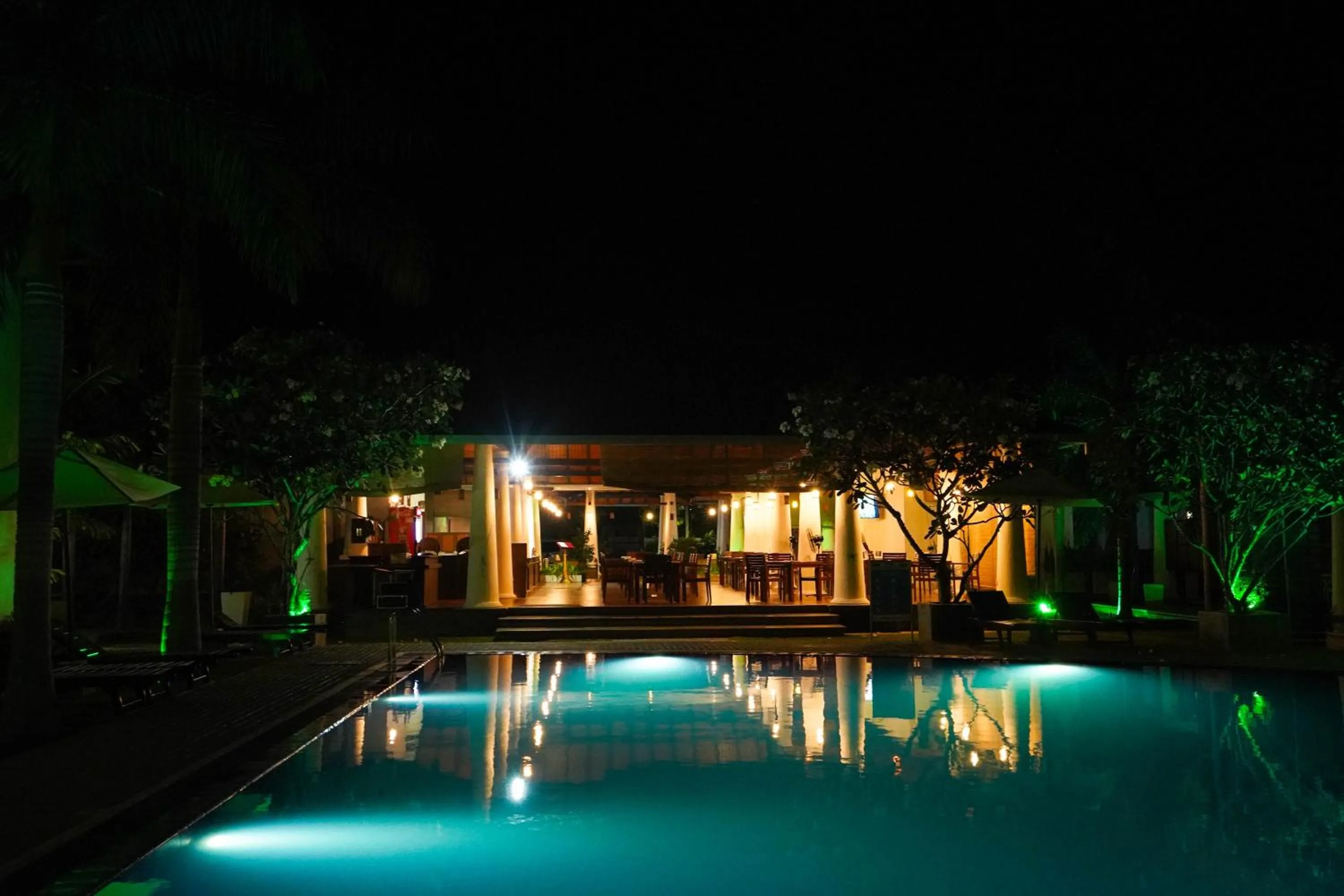Pool view in Hotel Tamarind Tree