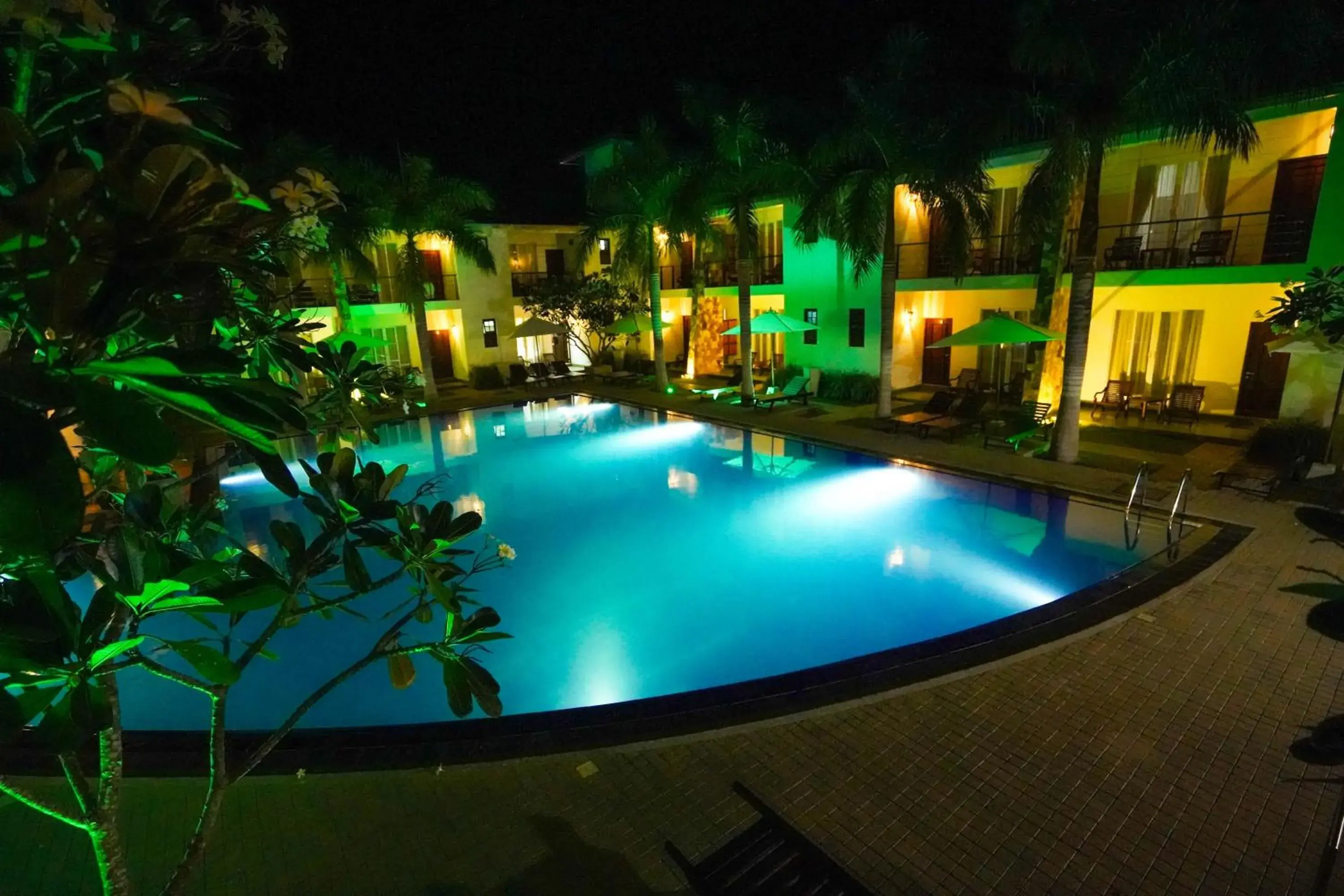 Swimming pool in Hotel Tamarind Tree Swimming pool in Hotel Tamarind Tree