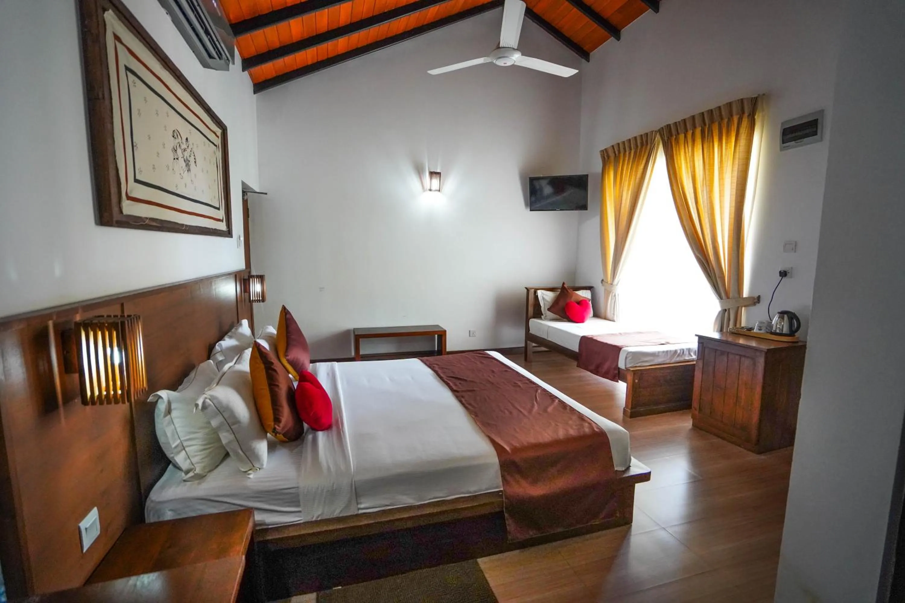 Bedroom, Bed in Hotel Tamarind Tree