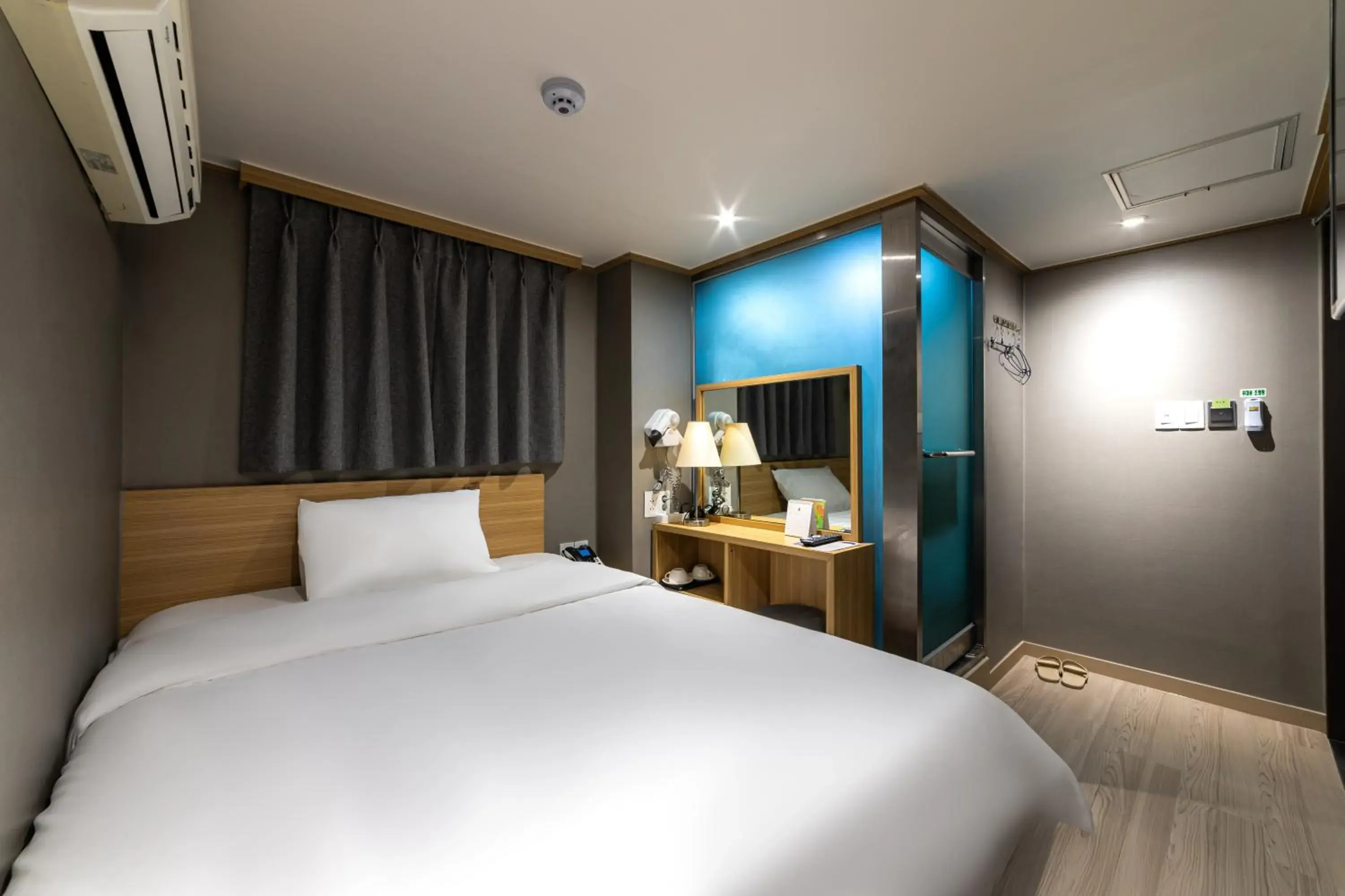 Photo of the whole room, Bed in About Stay Seoul Photo of the whole room, Bed in About Stay Seoul