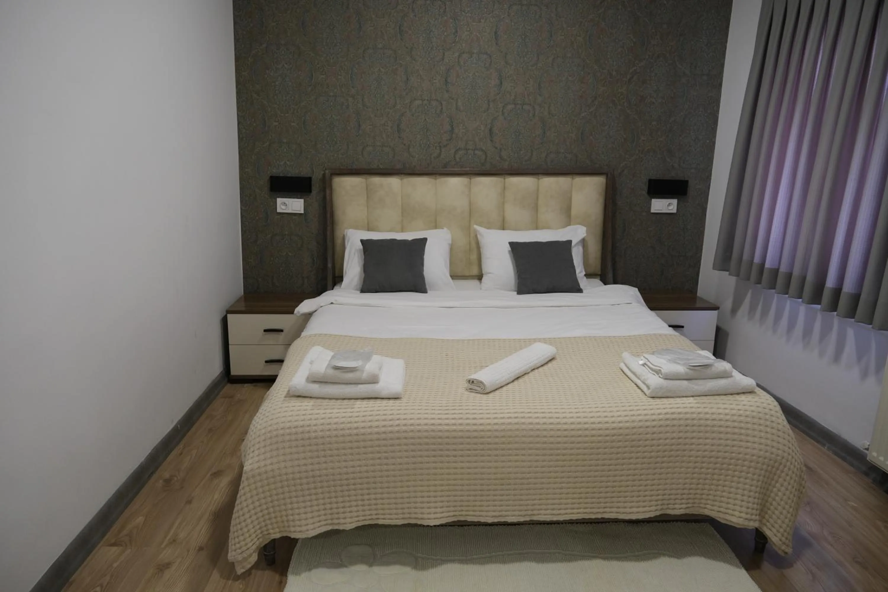 Bed in Taksim Neo Pera Suites
