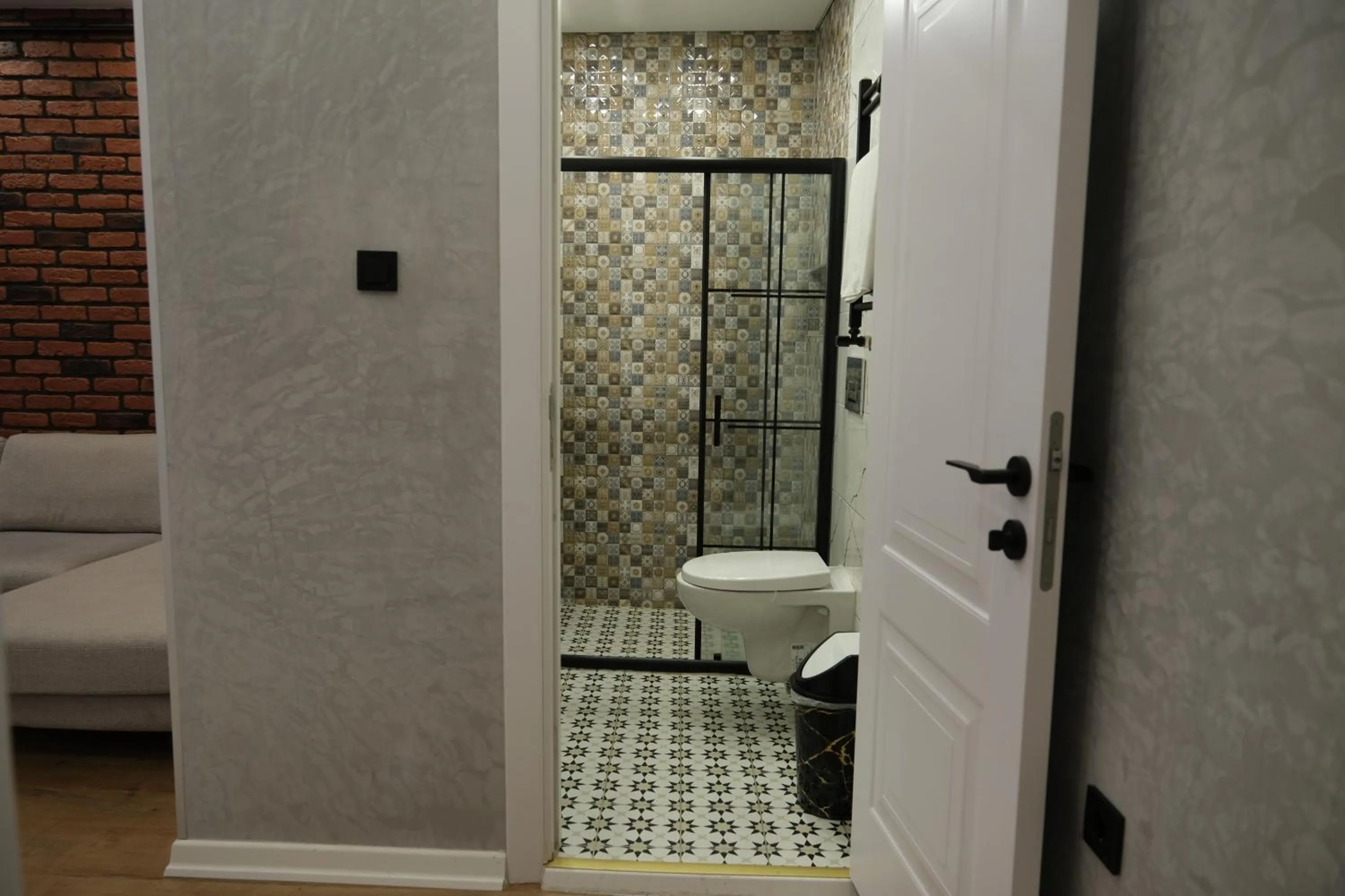 Shower in Taksim Neo Pera Suites