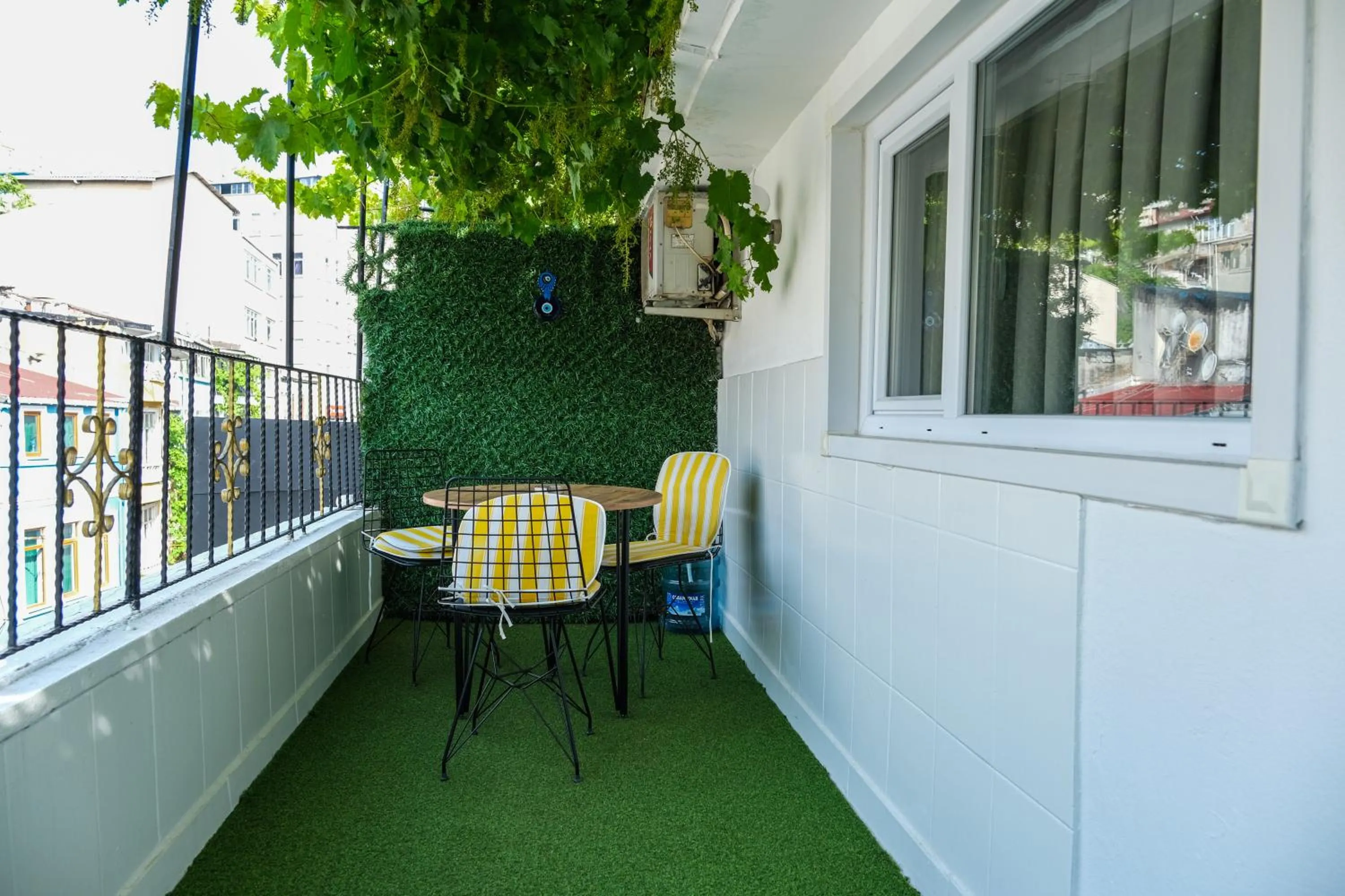 Balcony/Terrace in Taksim Neo Pera Suites