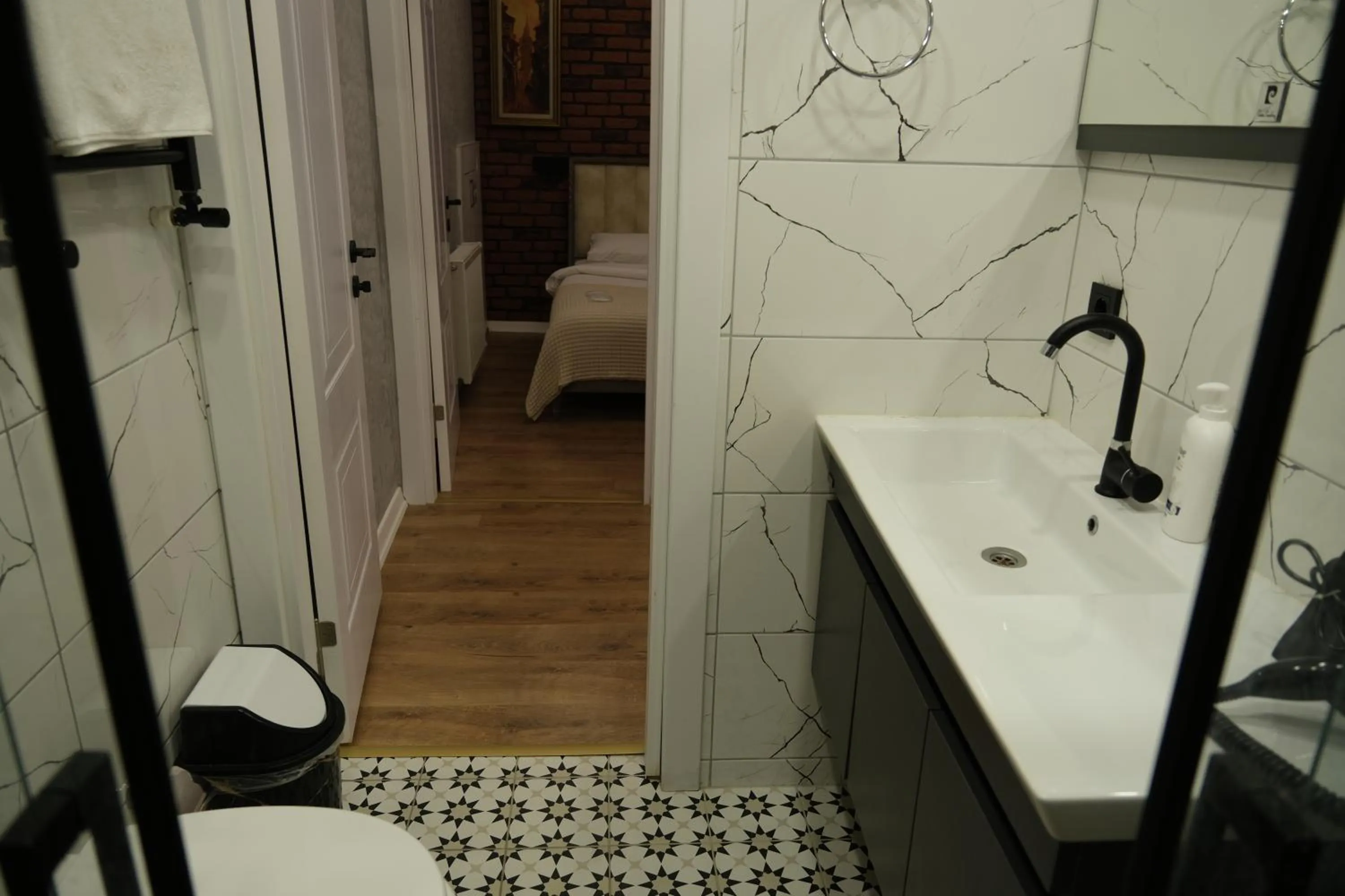 Shower in Taksim Neo Pera Suites