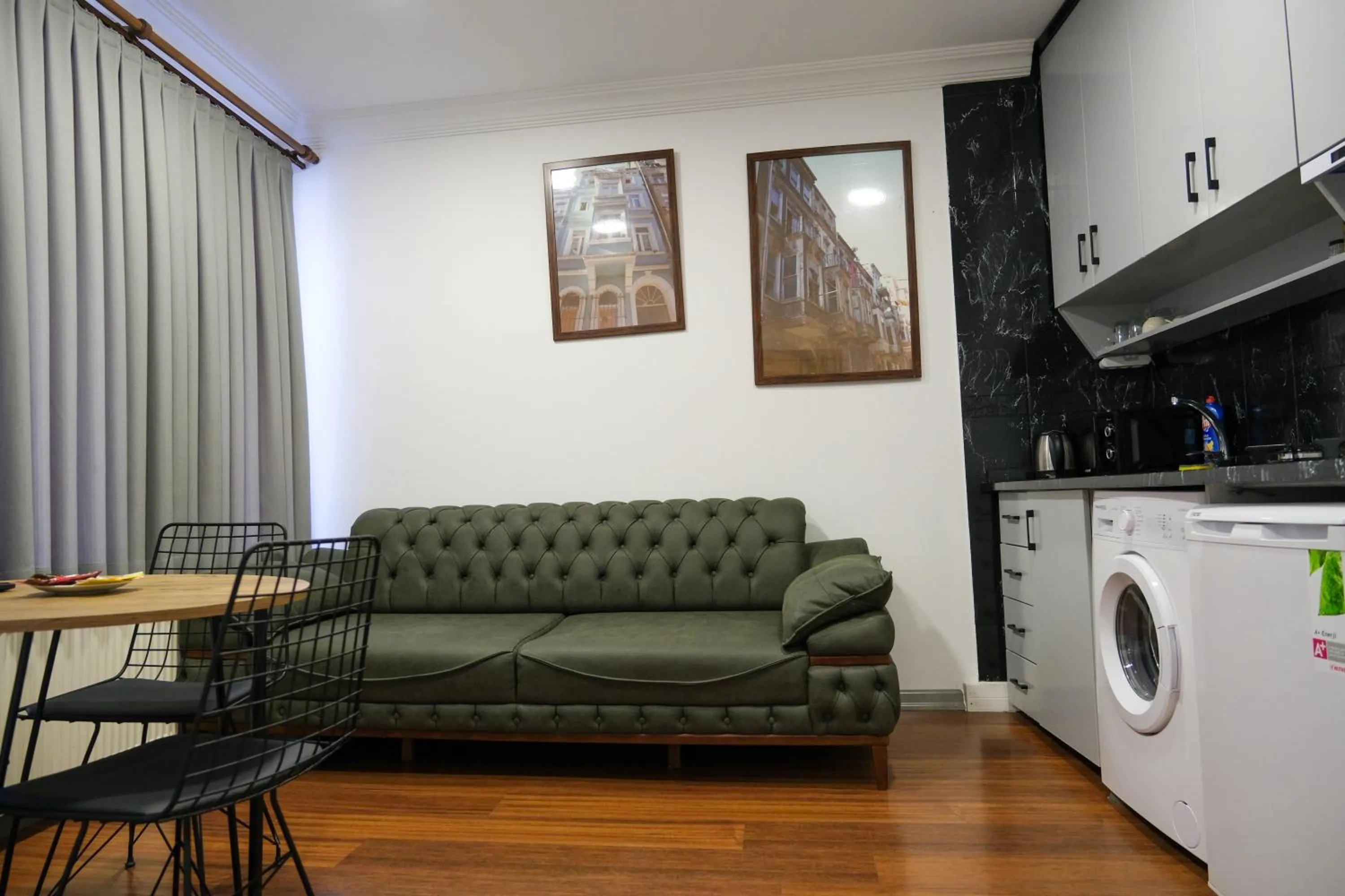 Kitchen or kitchenette in Taksim Neo Pera Suites