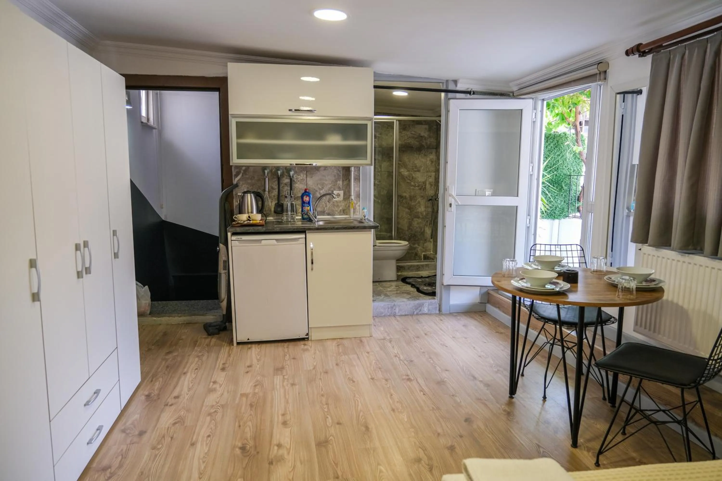 Kitchen or kitchenette in Taksim Neo Pera Suites
