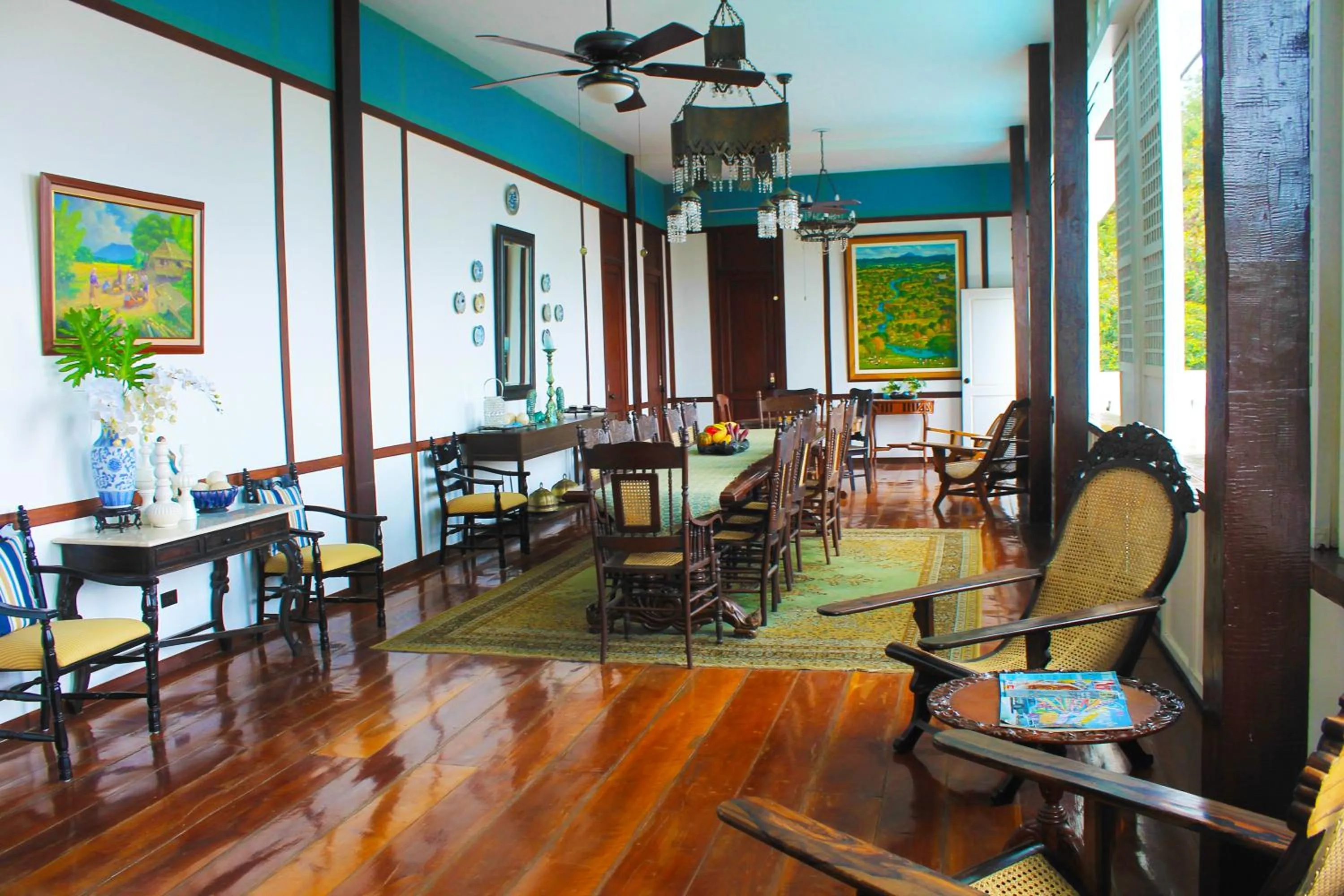 Day in Paradores Del Castillo