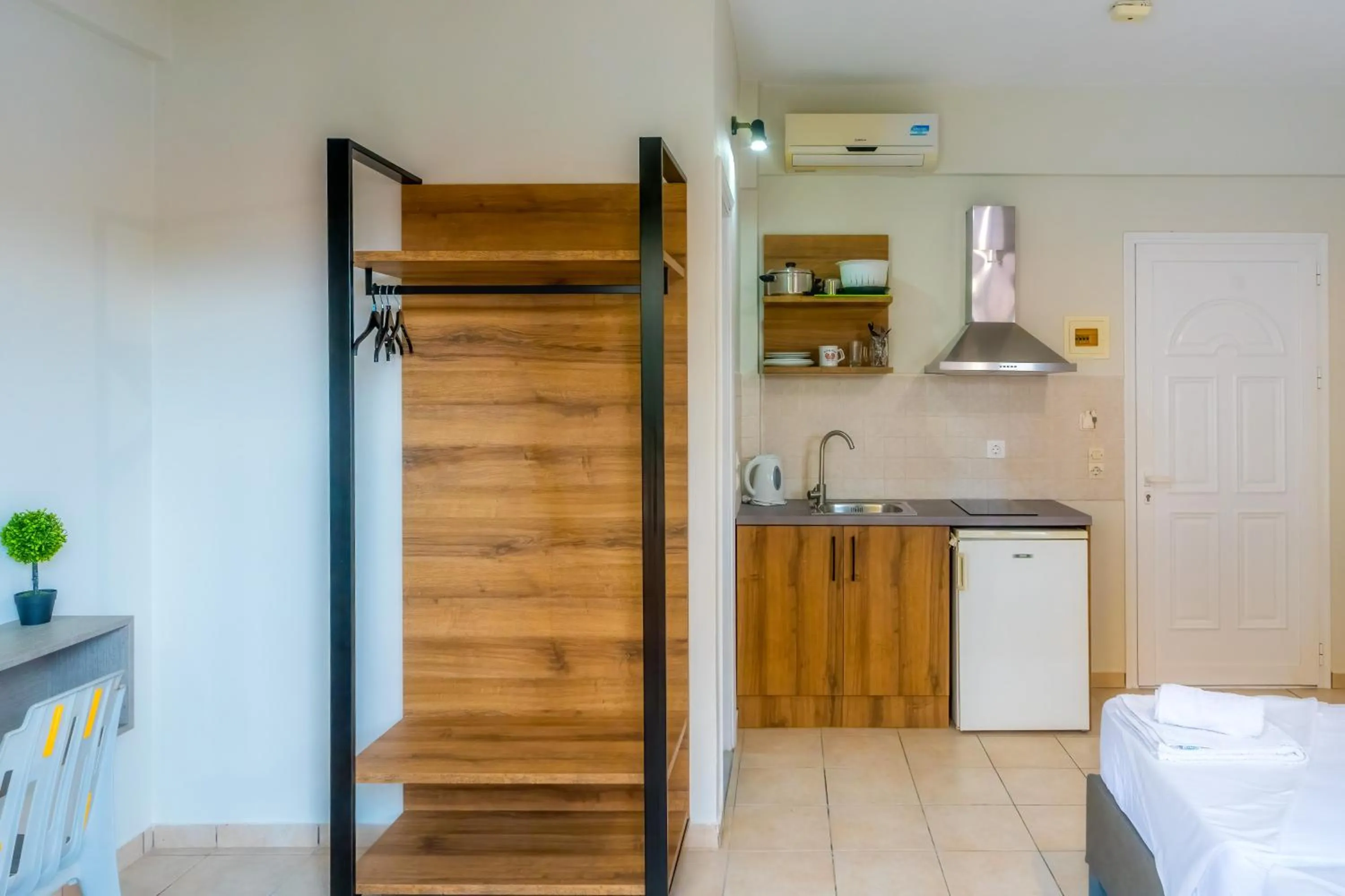Kitchen or kitchenette in Nikos Villas