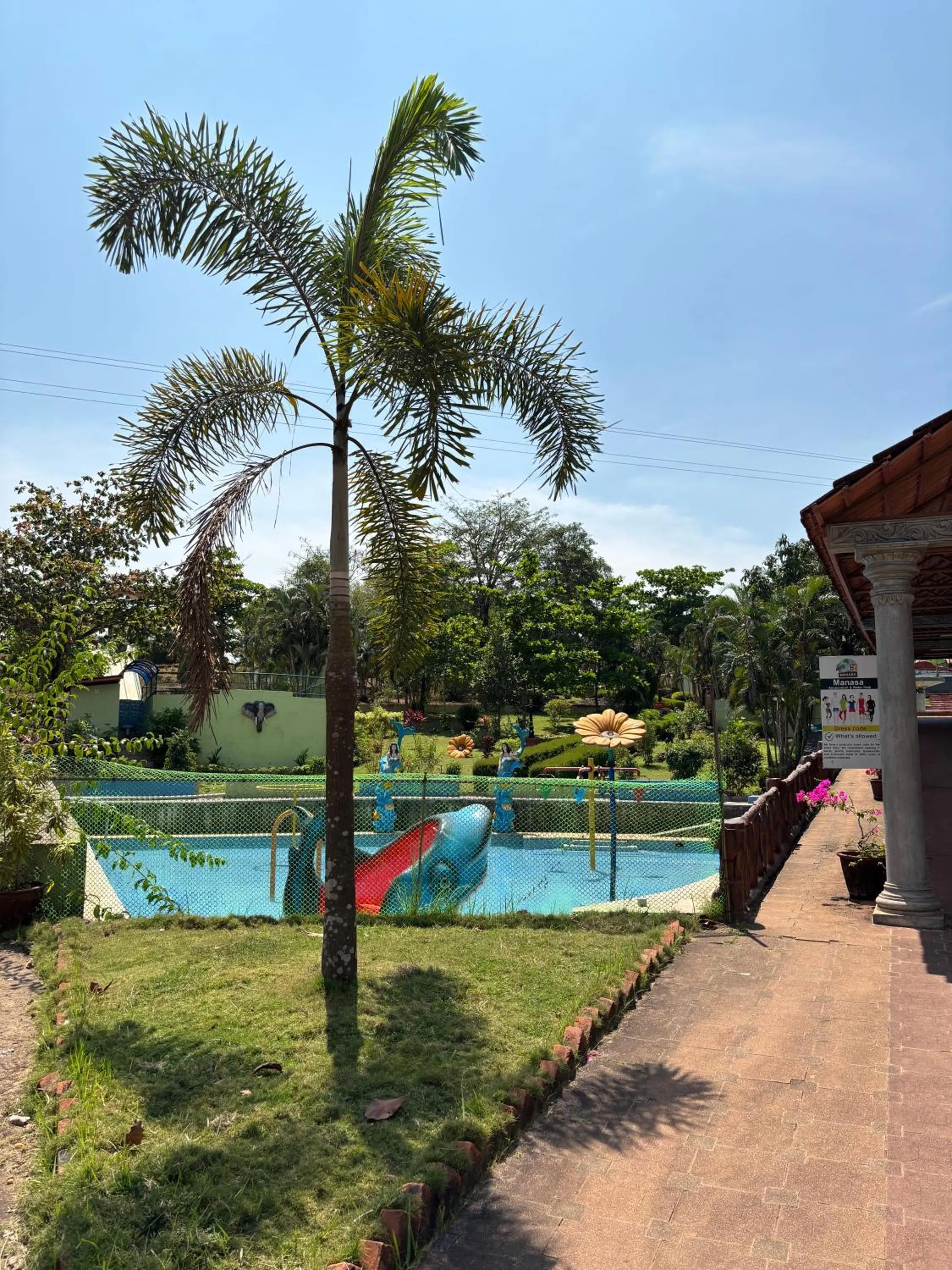 Swimming pool in Manasa Water Park and Resort