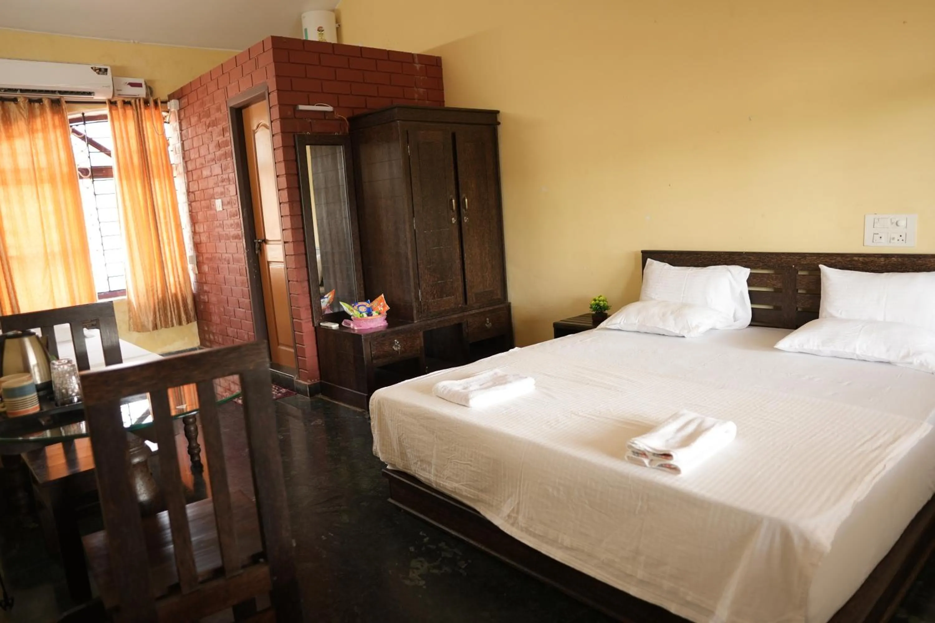 Bedroom, Bed in Manasa Water Park and Resort