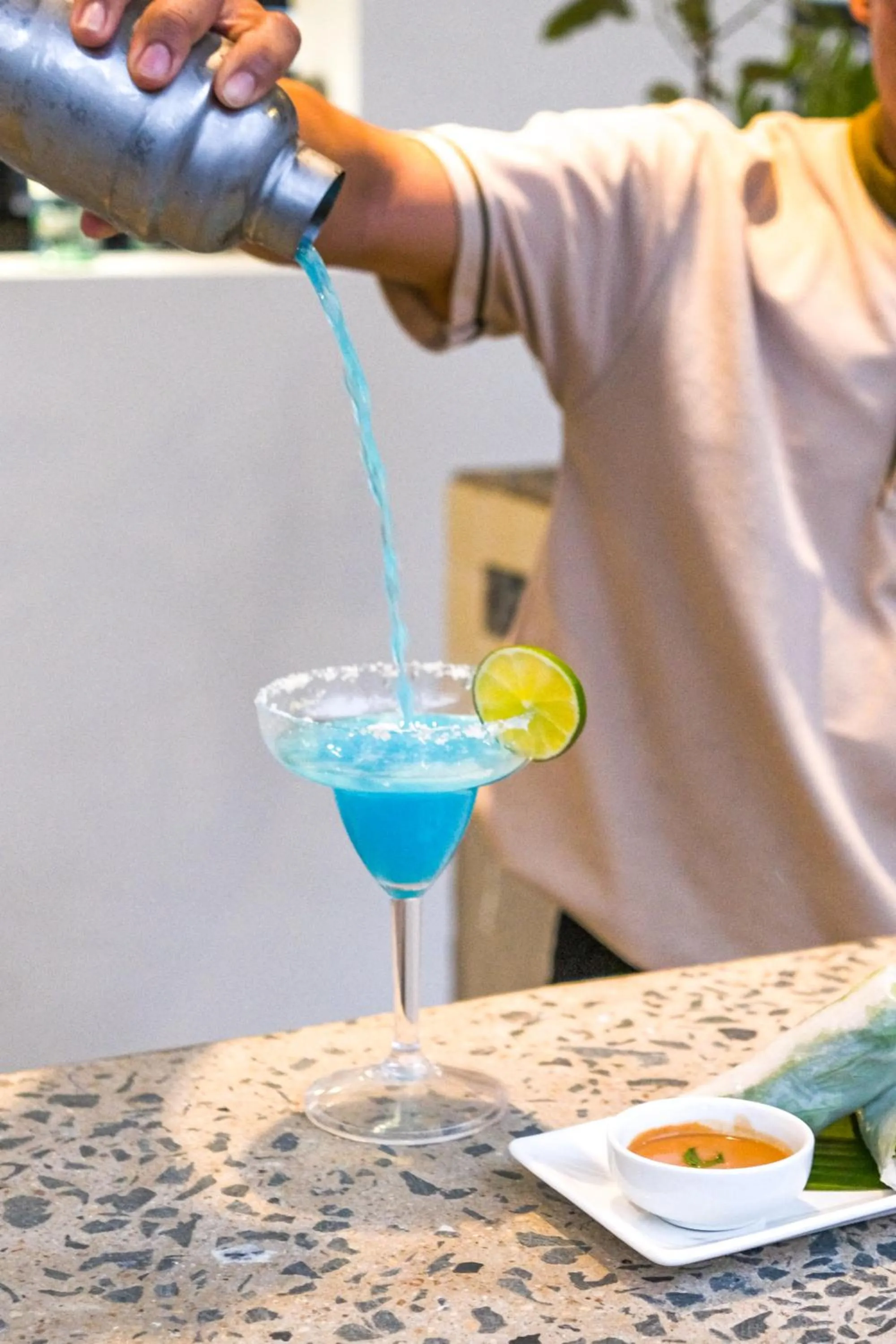 Lounge or bar in veHaa BOUTIQUE HOTEL