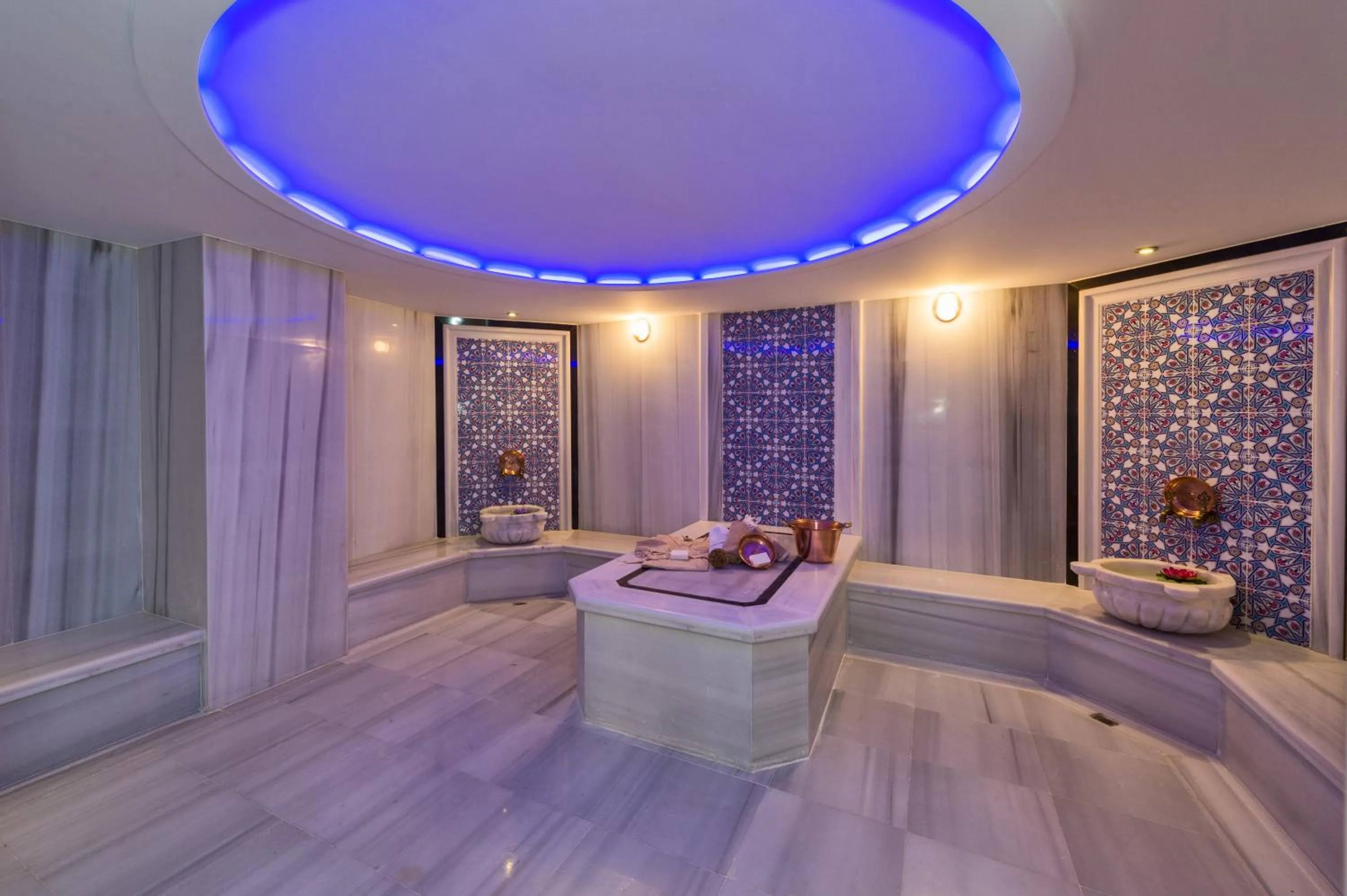 Open Air Bath in Hotel Boursier 1 & Spa