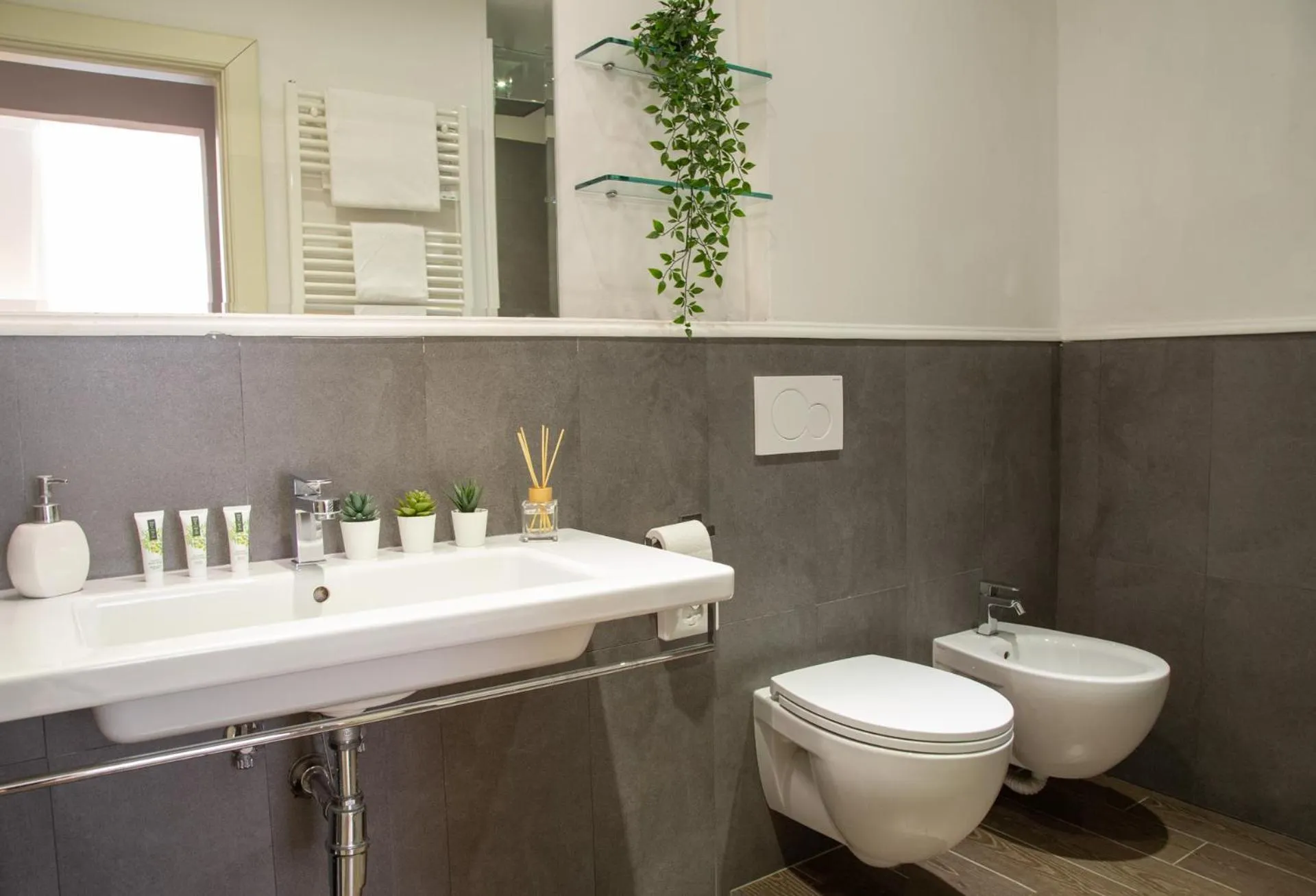 Toilet in Boutique Hotel del Corso