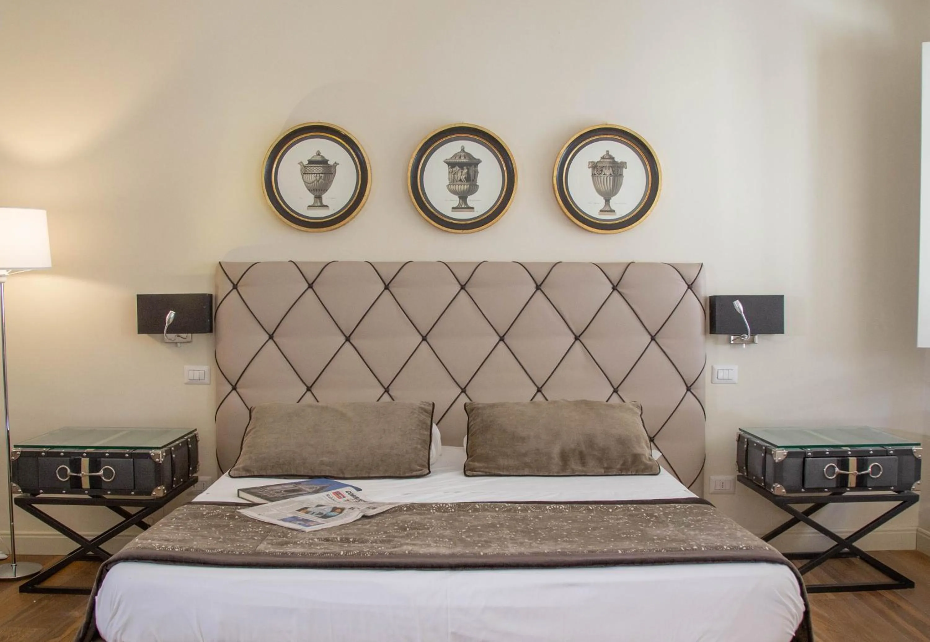 Bed in Boutique Hotel del Corso