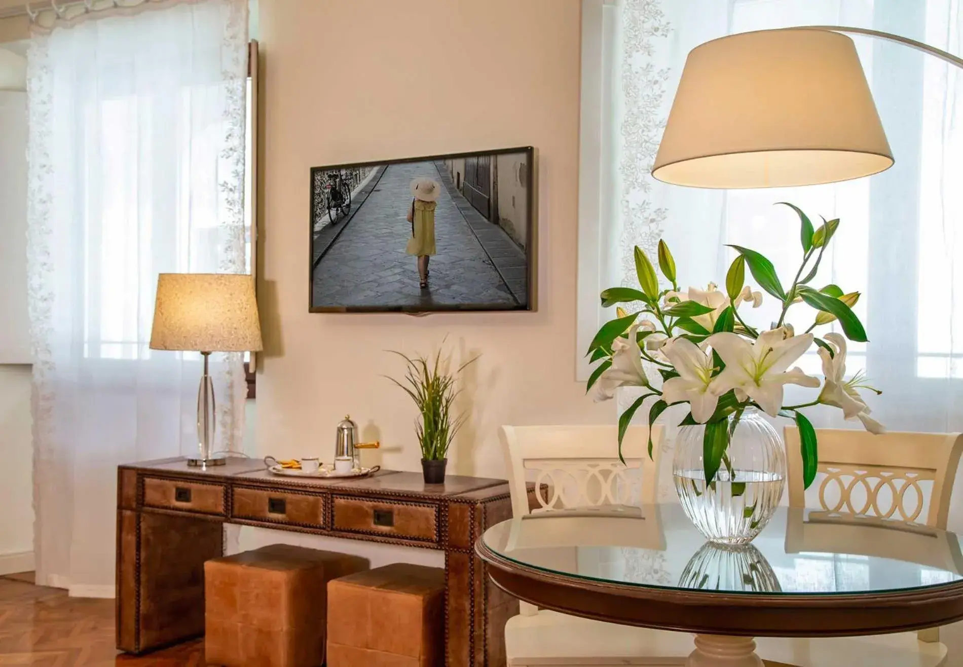 TV and multimedia in Boutique Hotel del Corso TV and multimedia in Boutique Hotel del Corso