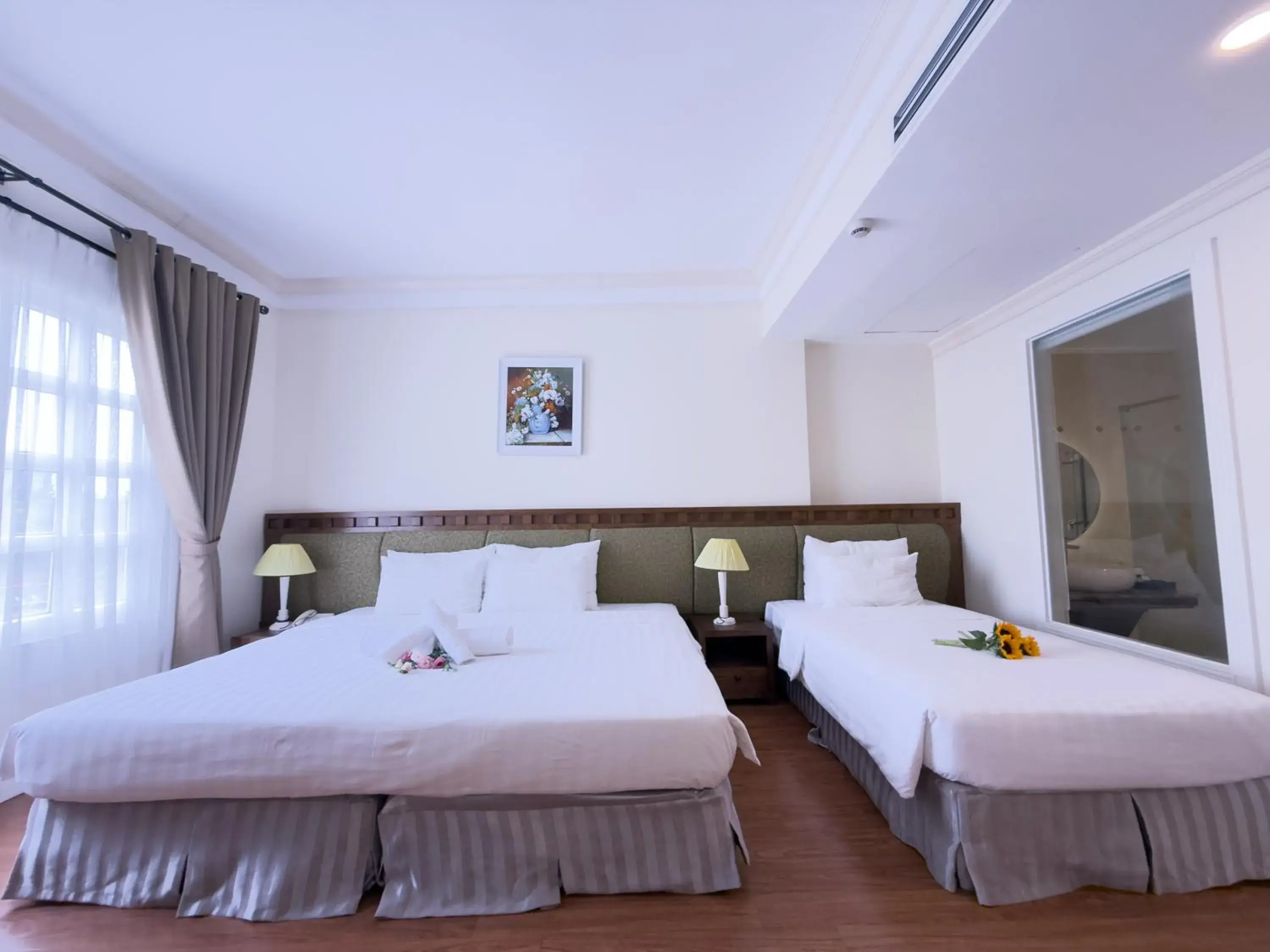 Superior Triple Room in Phoenix Hotel Vung Tau Superior Triple Room in Phoenix Hotel Vung Tau