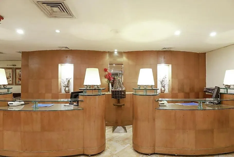 Lobby or reception in HOTEL BASERAa