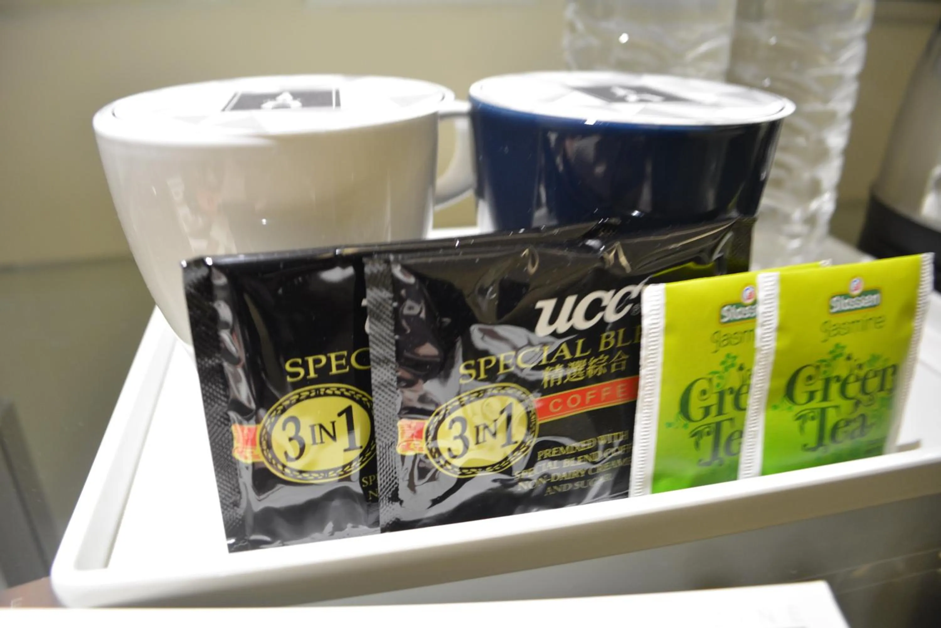 Coffee/tea facilities in de rěve Express Hotel