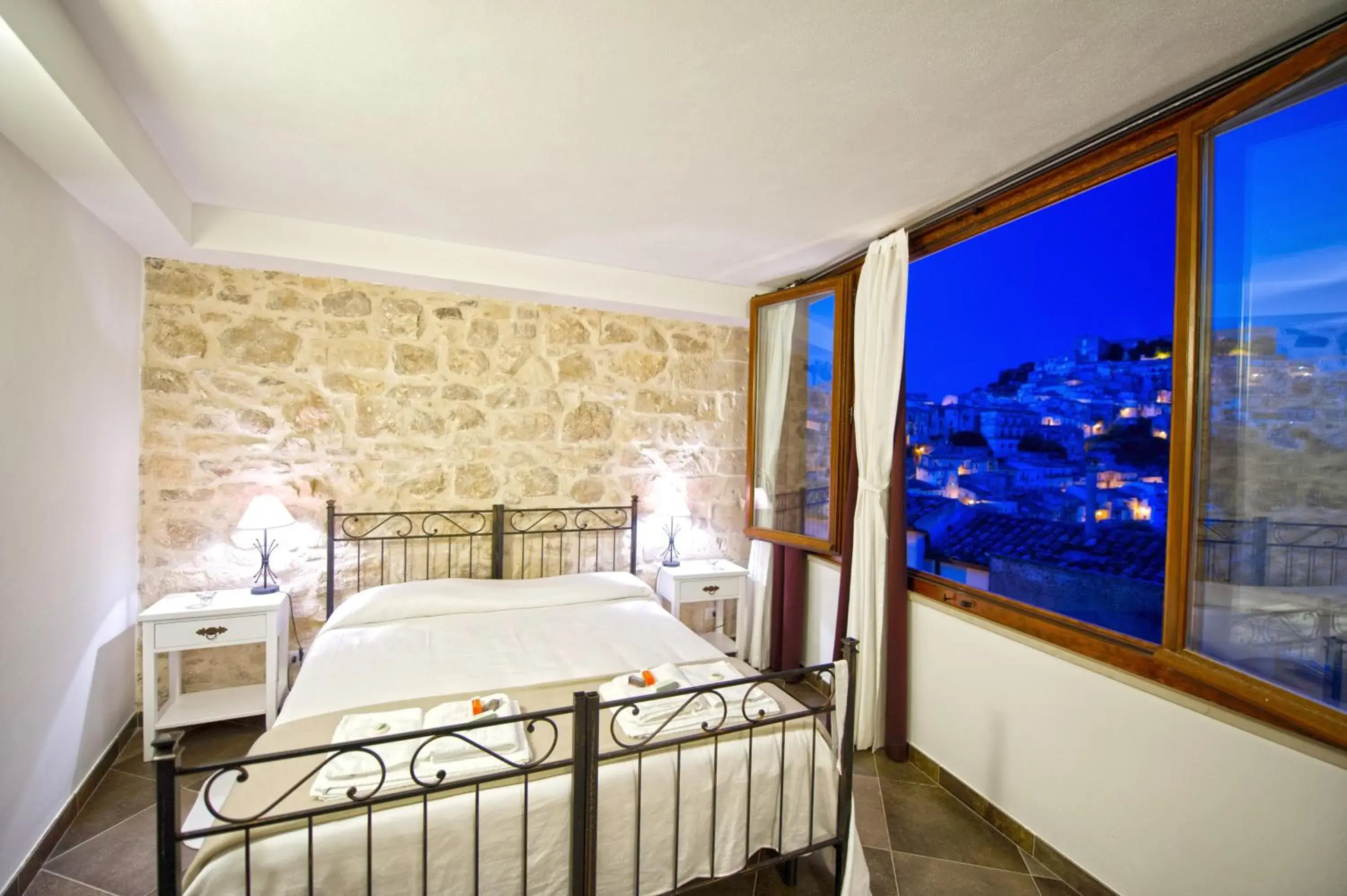 Quadruple Room with Private Bathroom in La Casa di Matilde Quadruple Room with Private Bathroom in La Casa di Matilde