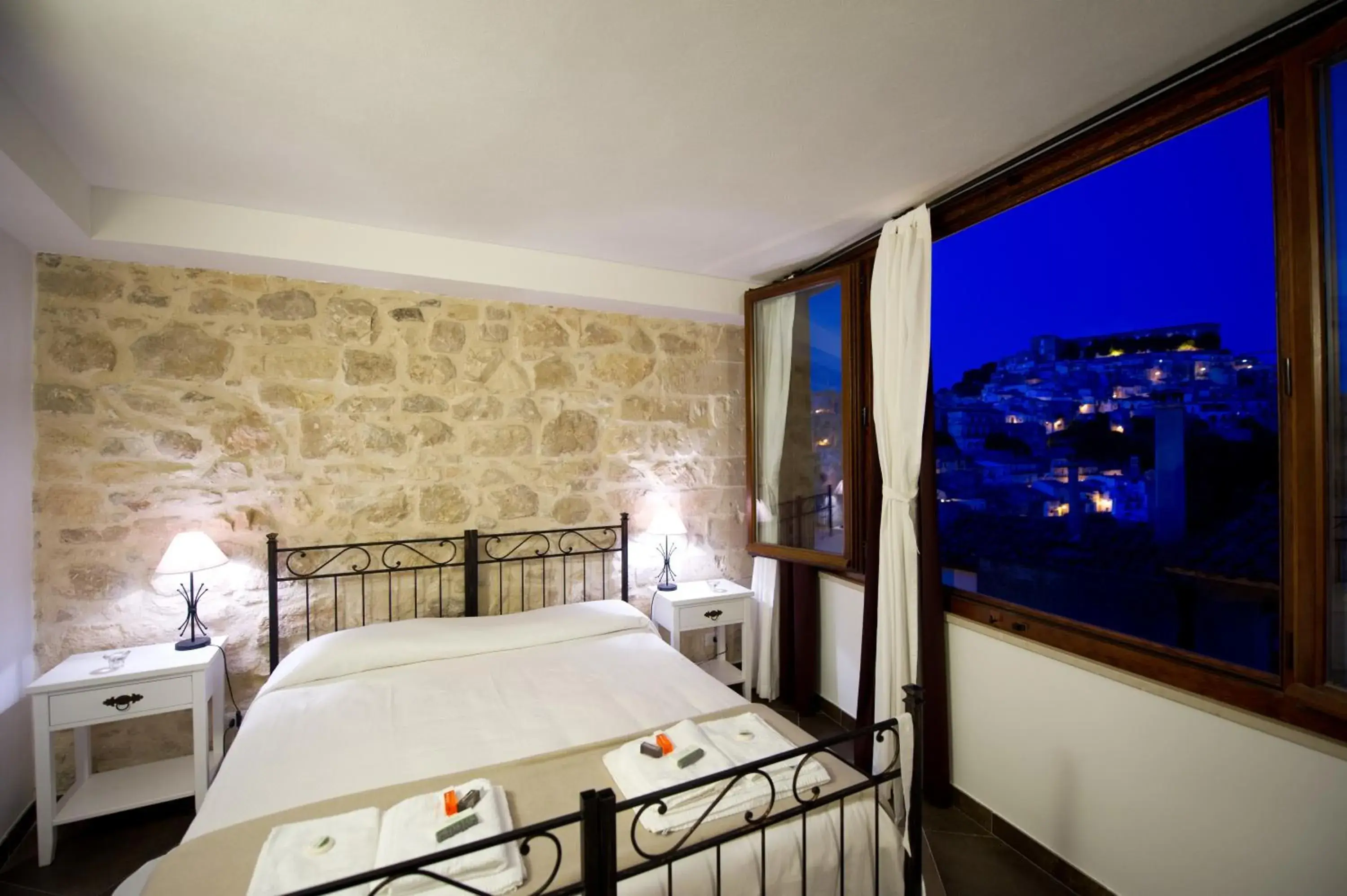 Quadruple Room with Private Bathroom in La Casa di Matilde Quadruple Room with Private Bathroom in La Casa di Matilde