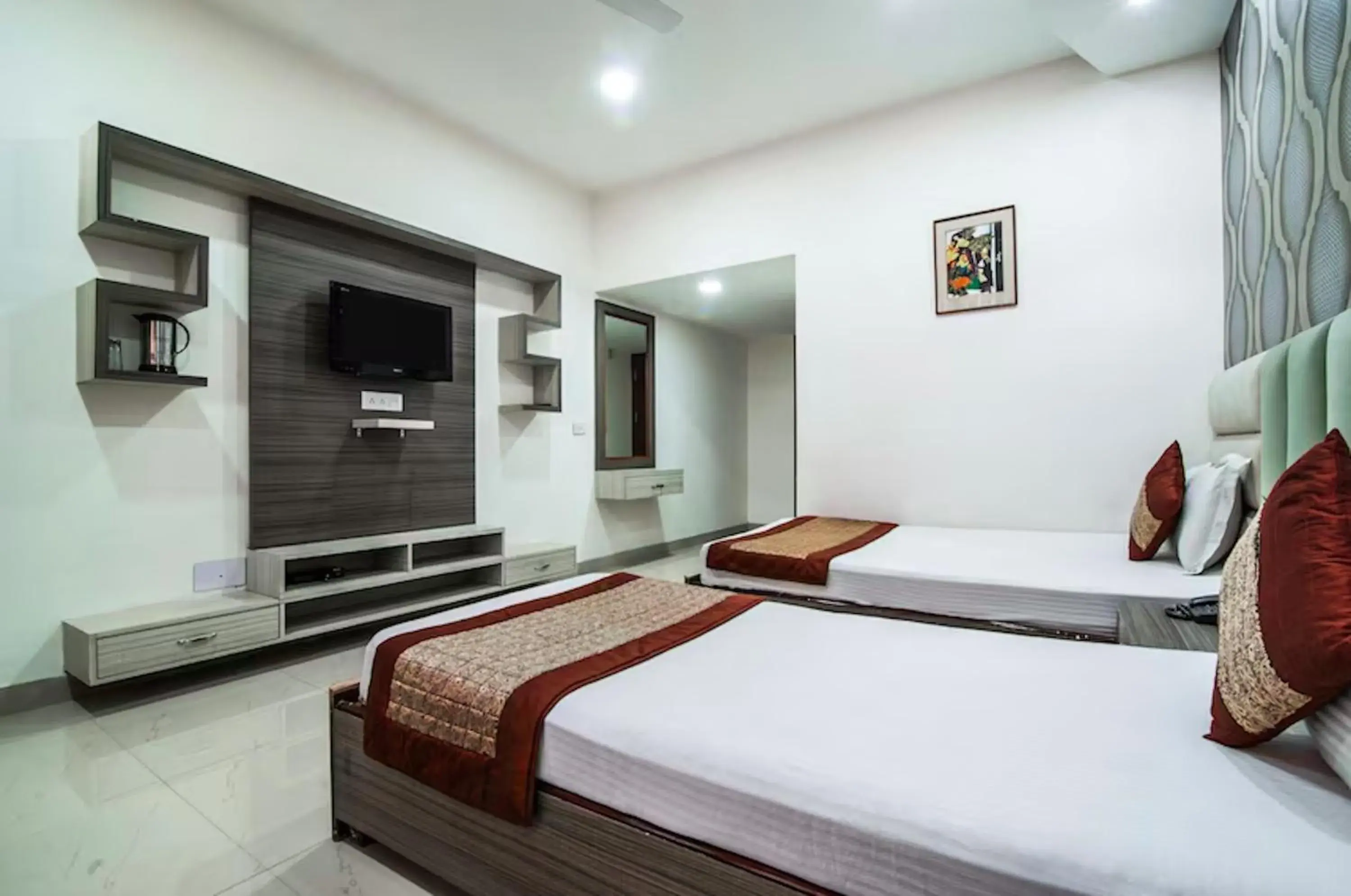 Quadruple Room in Hotel Orchid Garden Karol Bagh Quadruple Room in Hotel Orchid Garden Karol Bagh