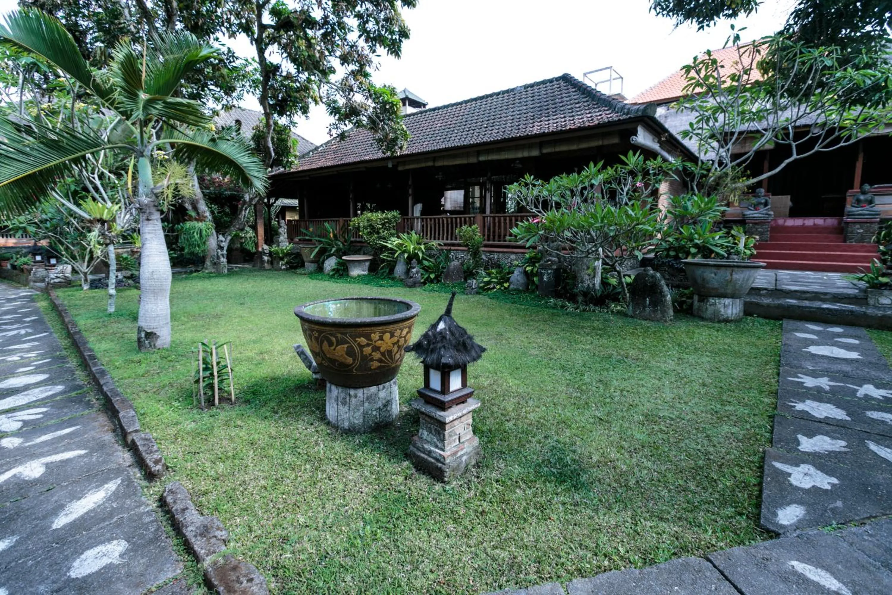 Garden in Murni's Houses & Spa